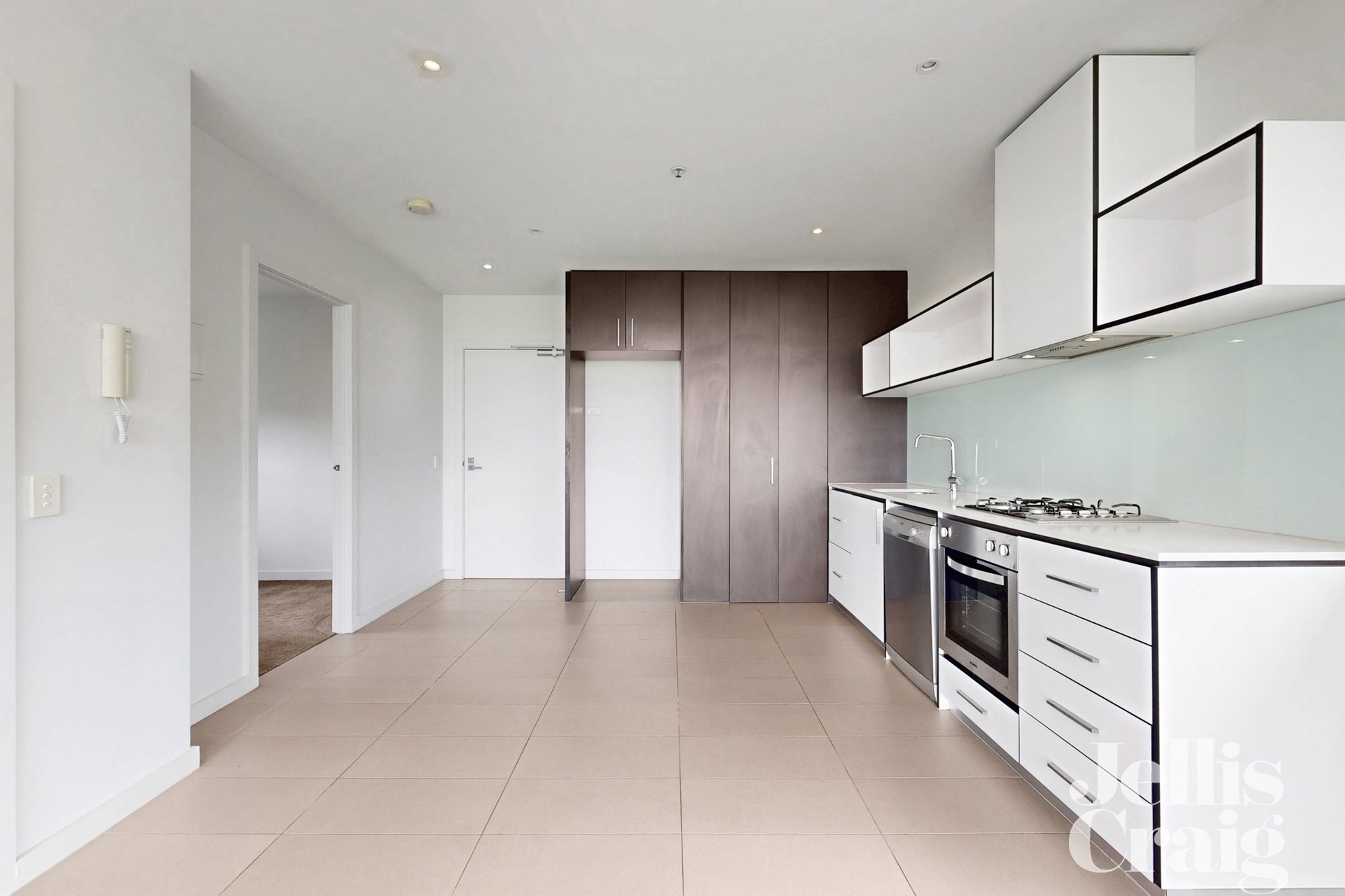 401/64 Macaulay Road, North&nbsp;Melbourne image 4