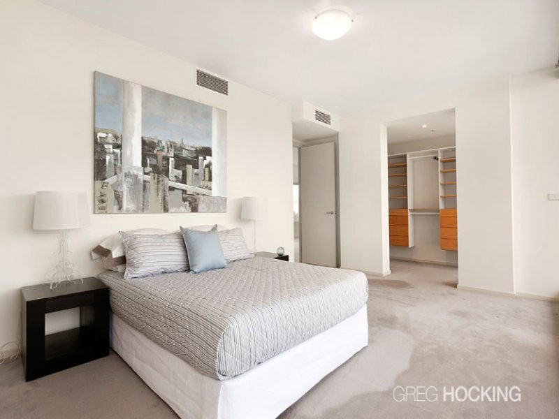 401/65 Beach Street, Port Melbourne image 5