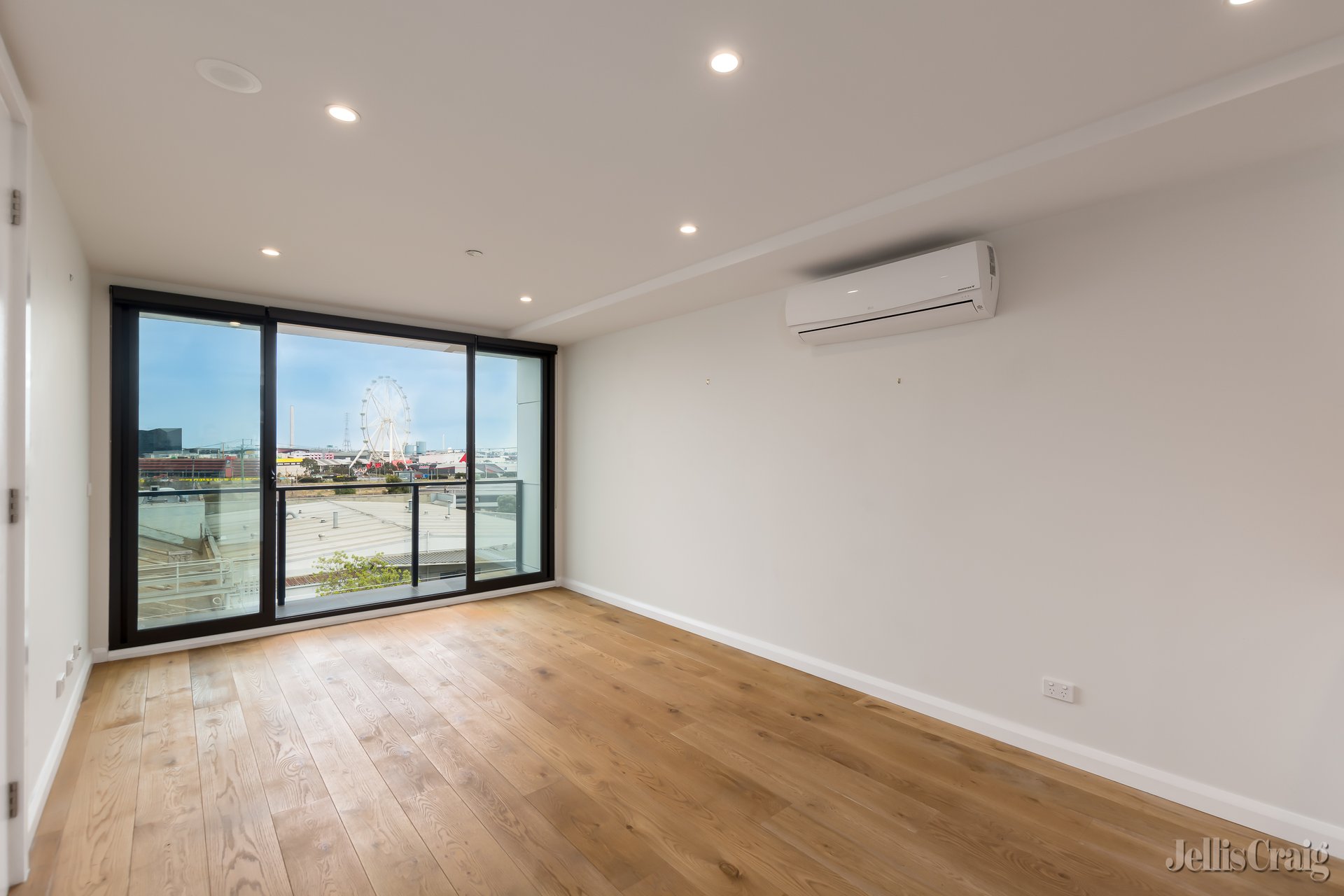 401/82 Ireland Street, West Melbourne image 3