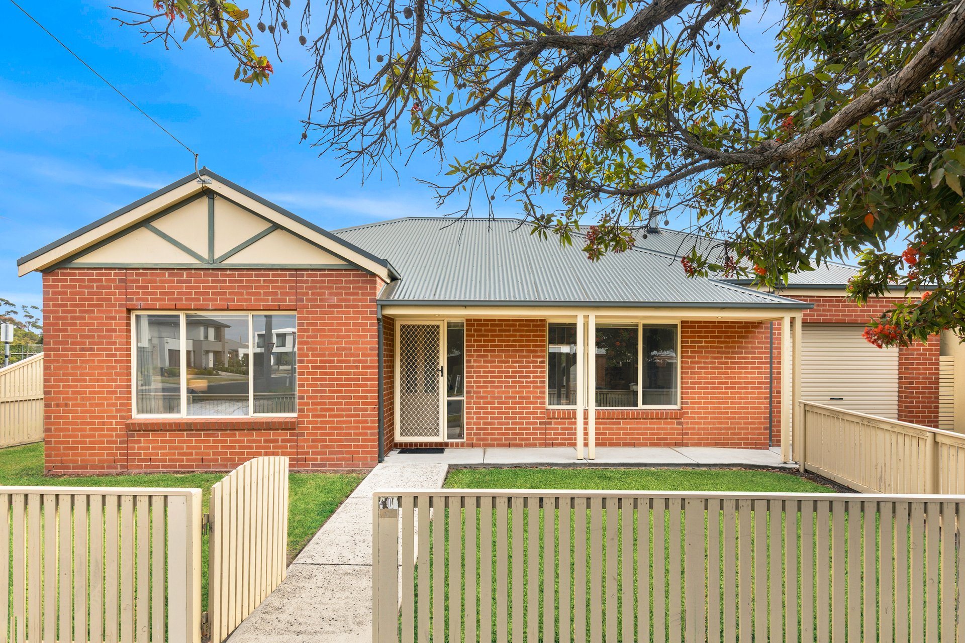 402 Autumn Street, Herne Hill, VIC 3218