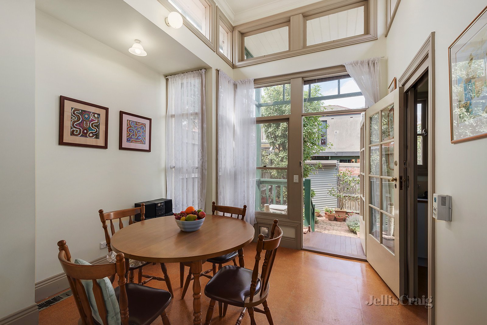 402 Dryburgh Street, North Melbourne image 2