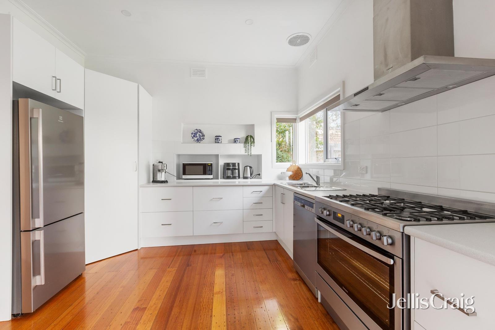 402 Lower Plenty Road, Viewbank image 6