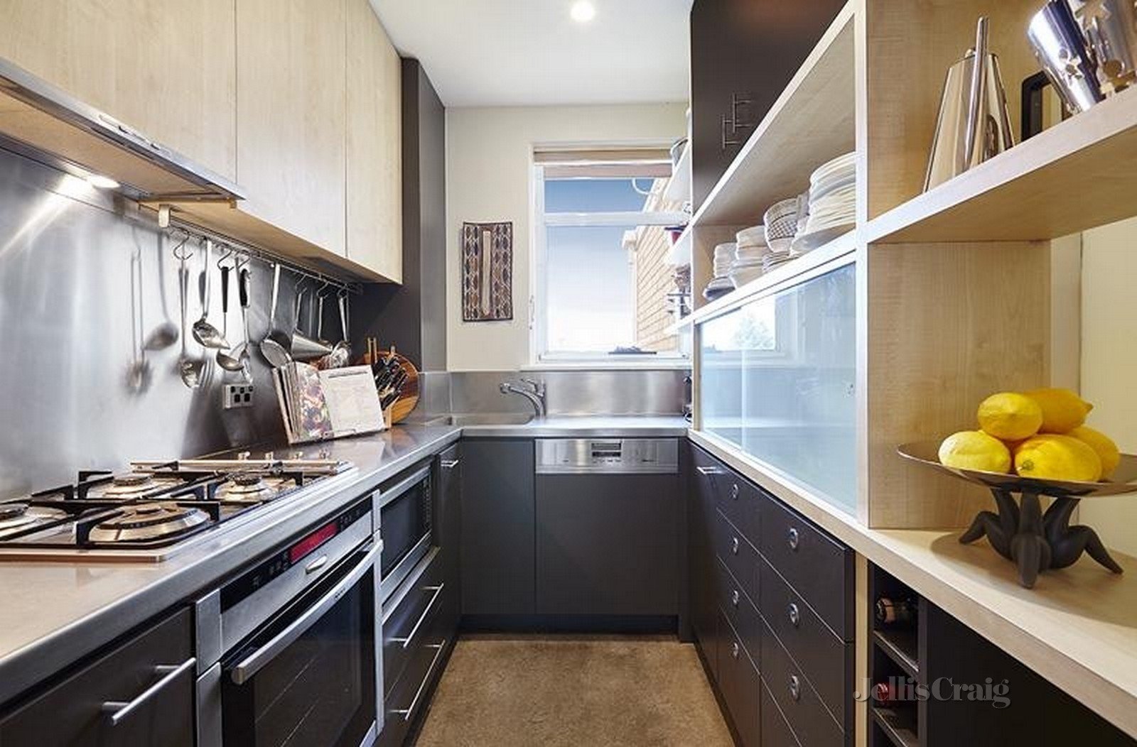 40/20 Shirley Grove, St Kilda East image 3