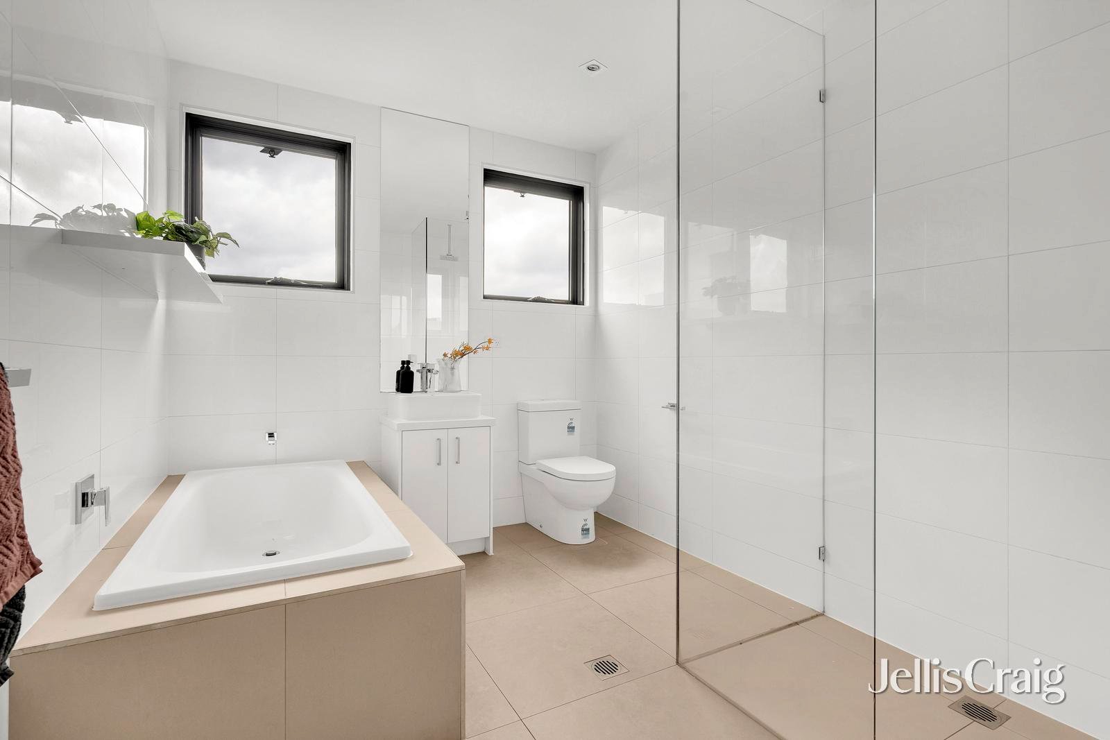 402/10 Dods Street, Brunswick image 8