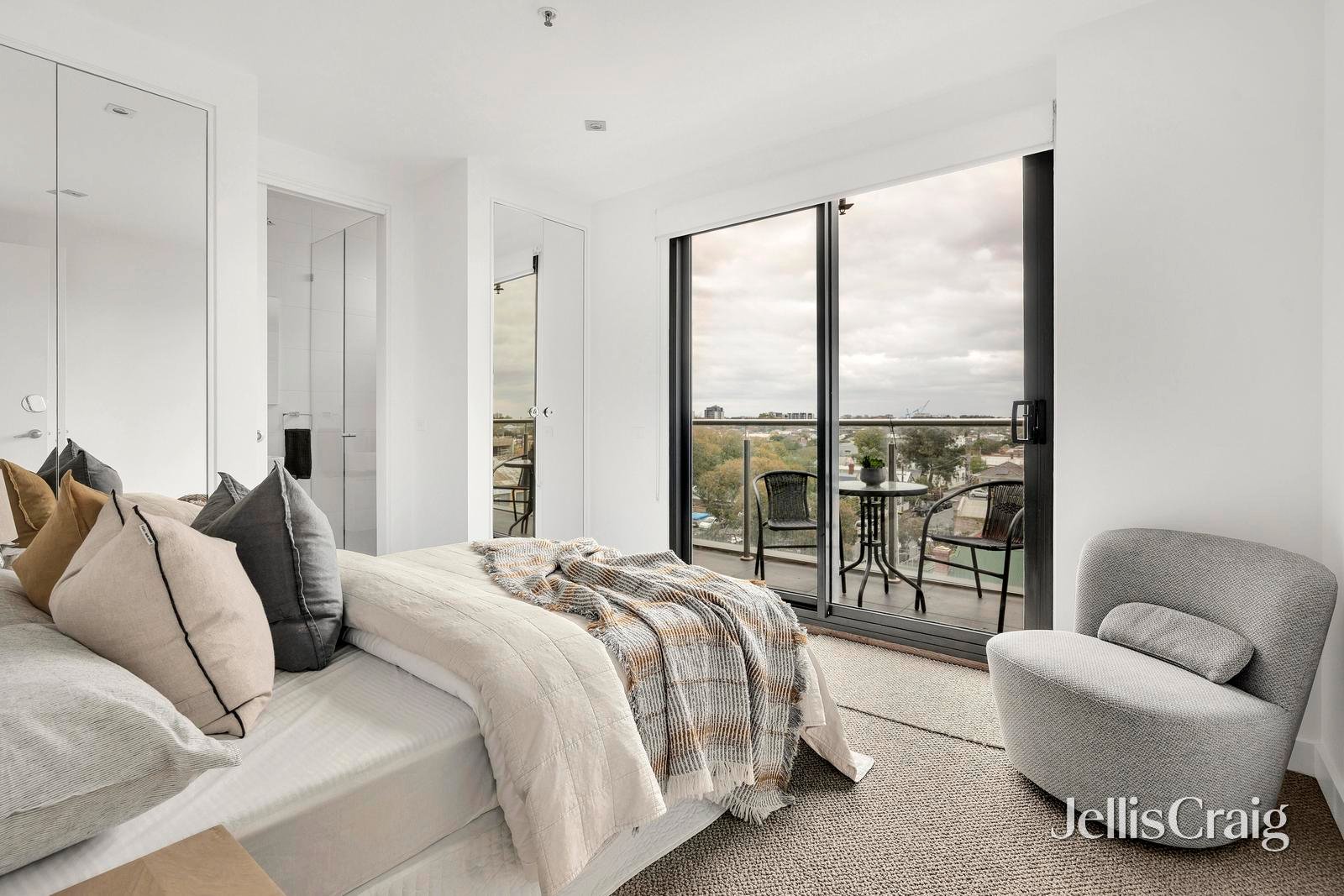 402/10 Dods Street, Brunswick image 9