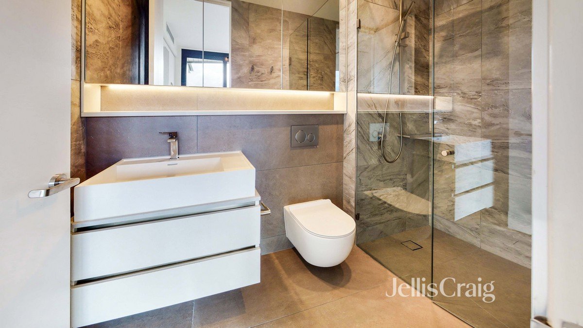 402/10 Lilydale Grove, Hawthorn&nbsp;East image 7