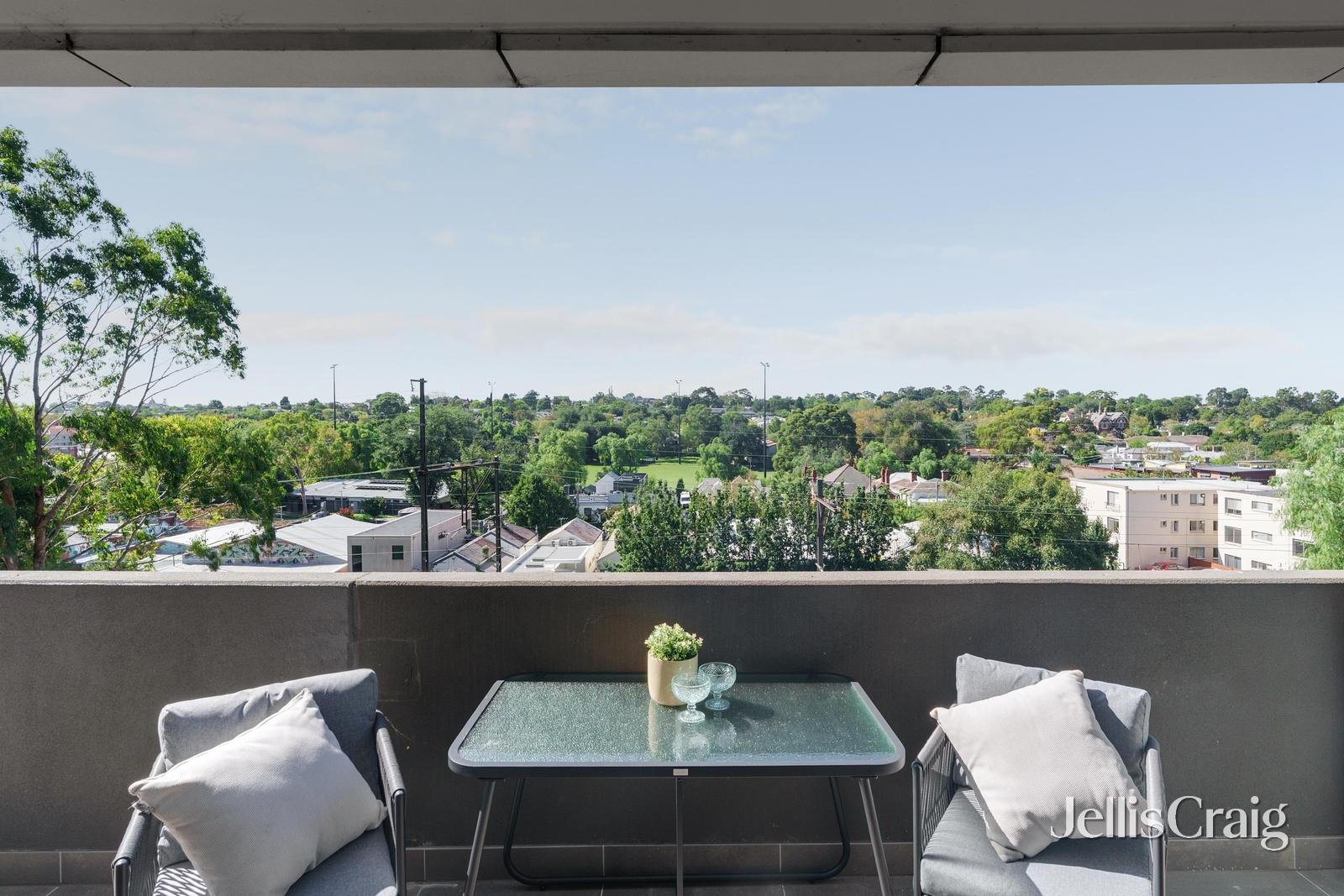 402/32 Lilydale Grove, Hawthorn&nbsp;East image 9