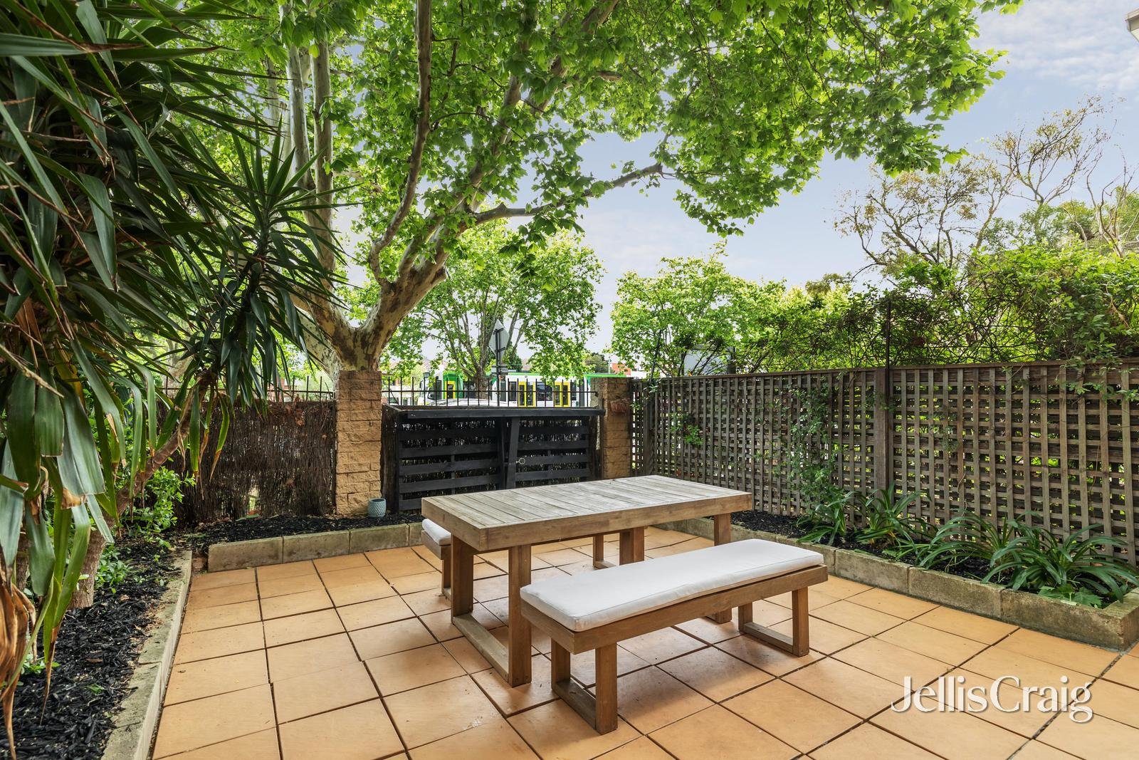 40/252 Dandenong Road, St Kilda East image 5