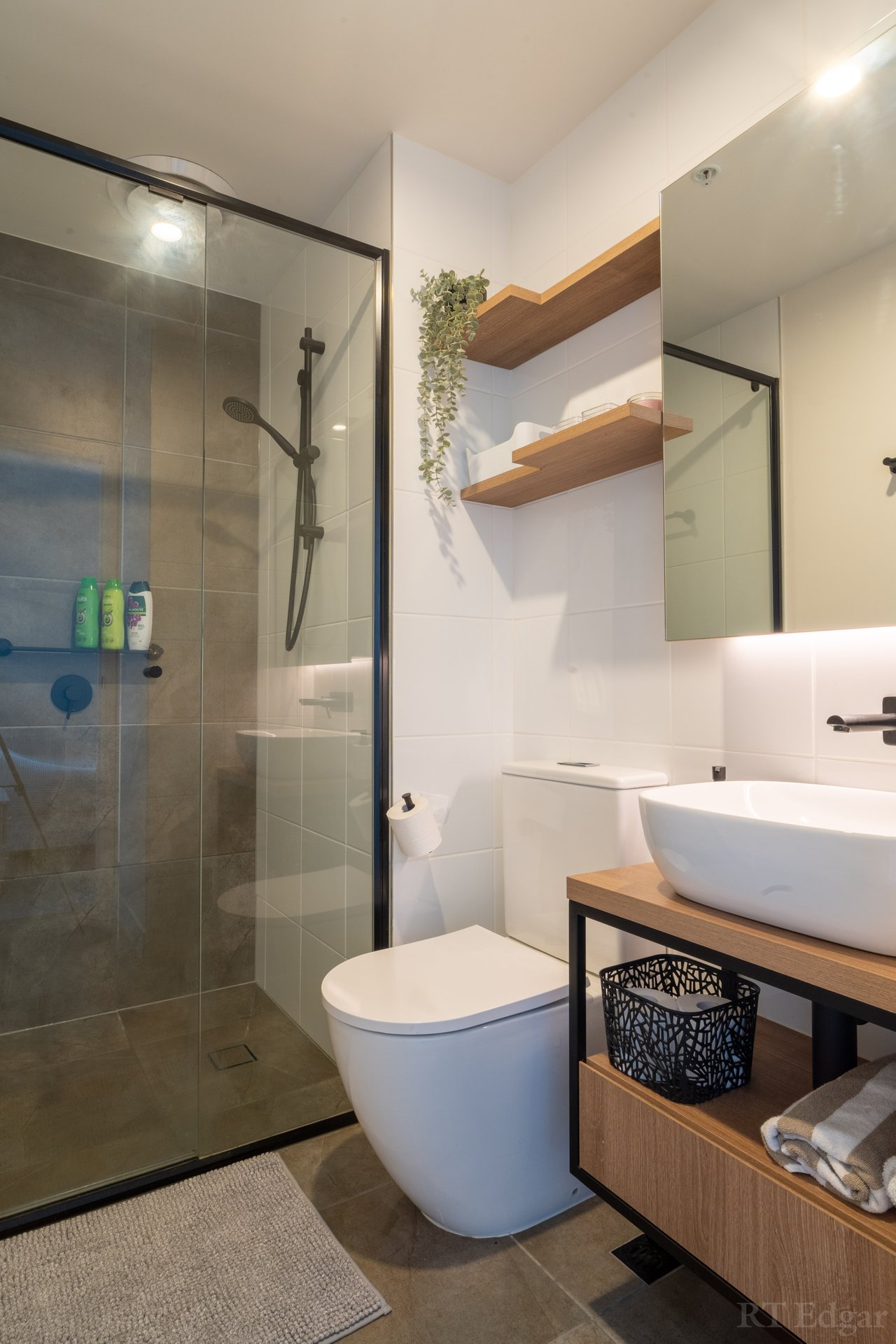 Property Gallery Thumbnail 13