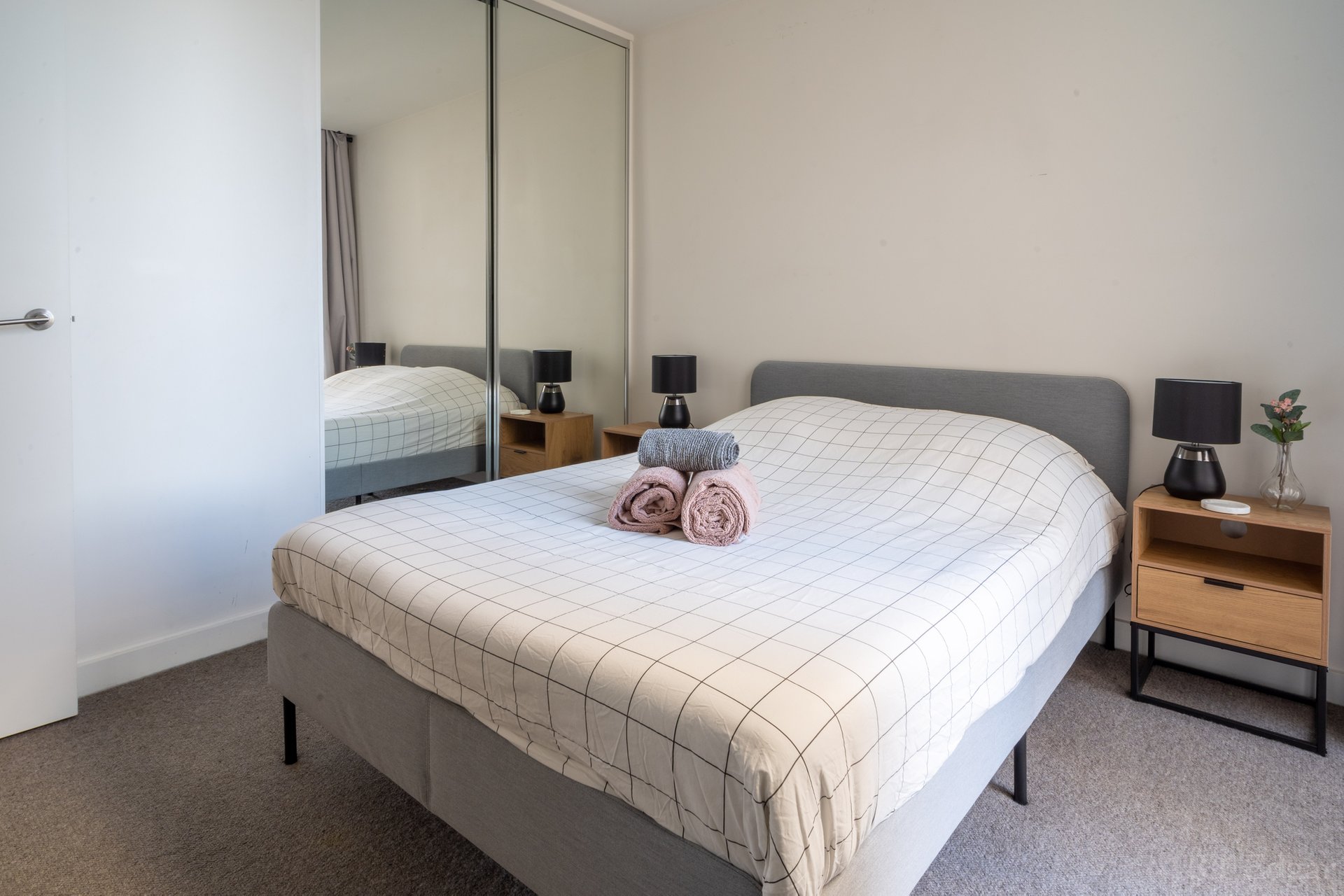 Property Gallery Thumbnail 14