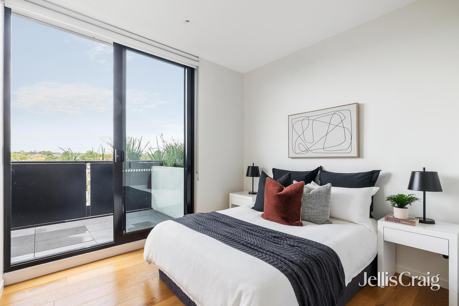 402/7 White Street, Prahran image 7