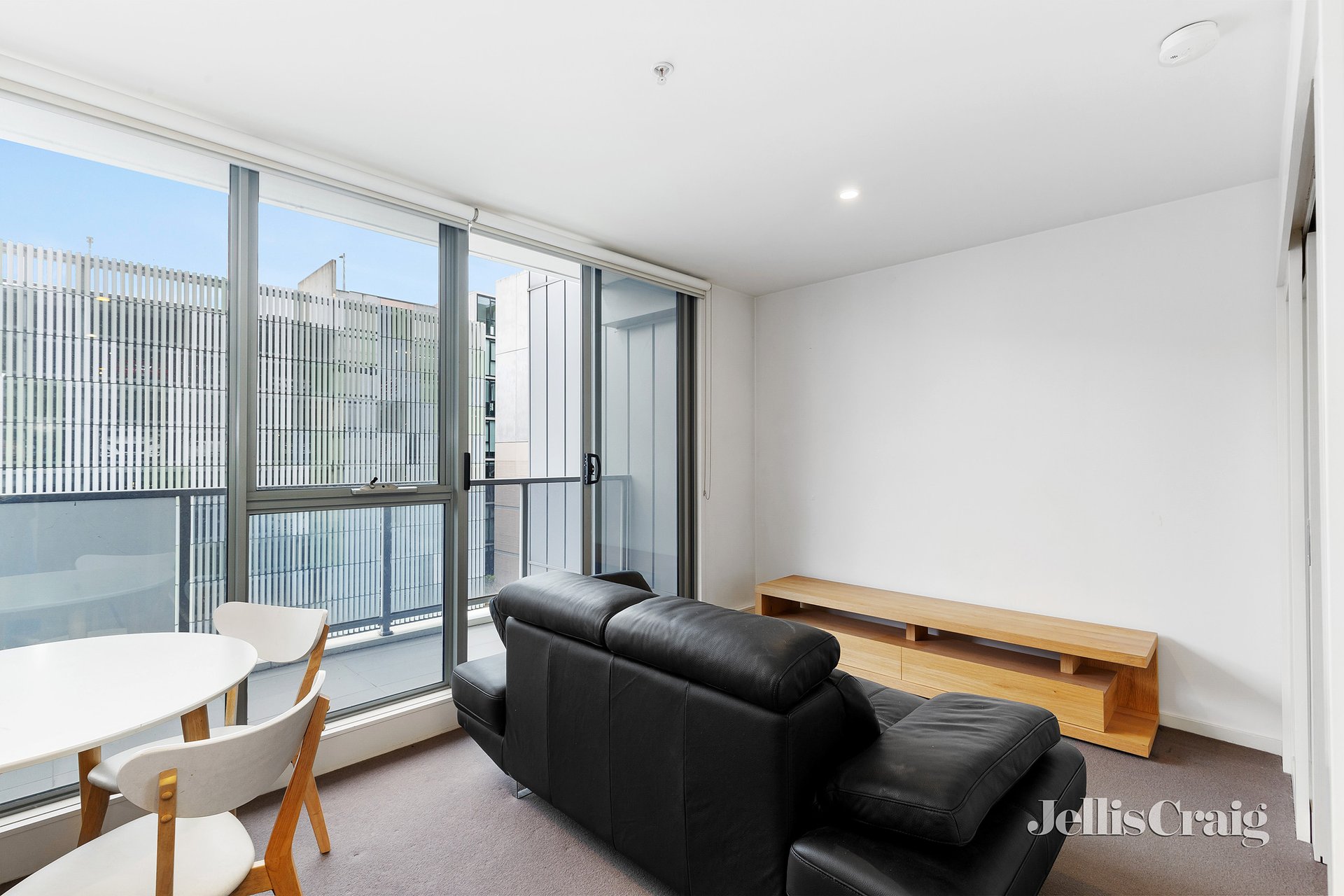 402/8 Martin Street, Heidelberg image 4