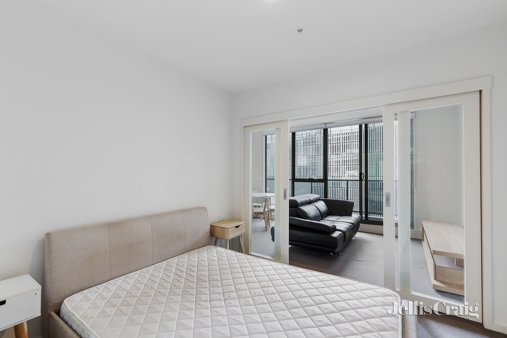 402/8 Martin Street, Heidelberg image 6