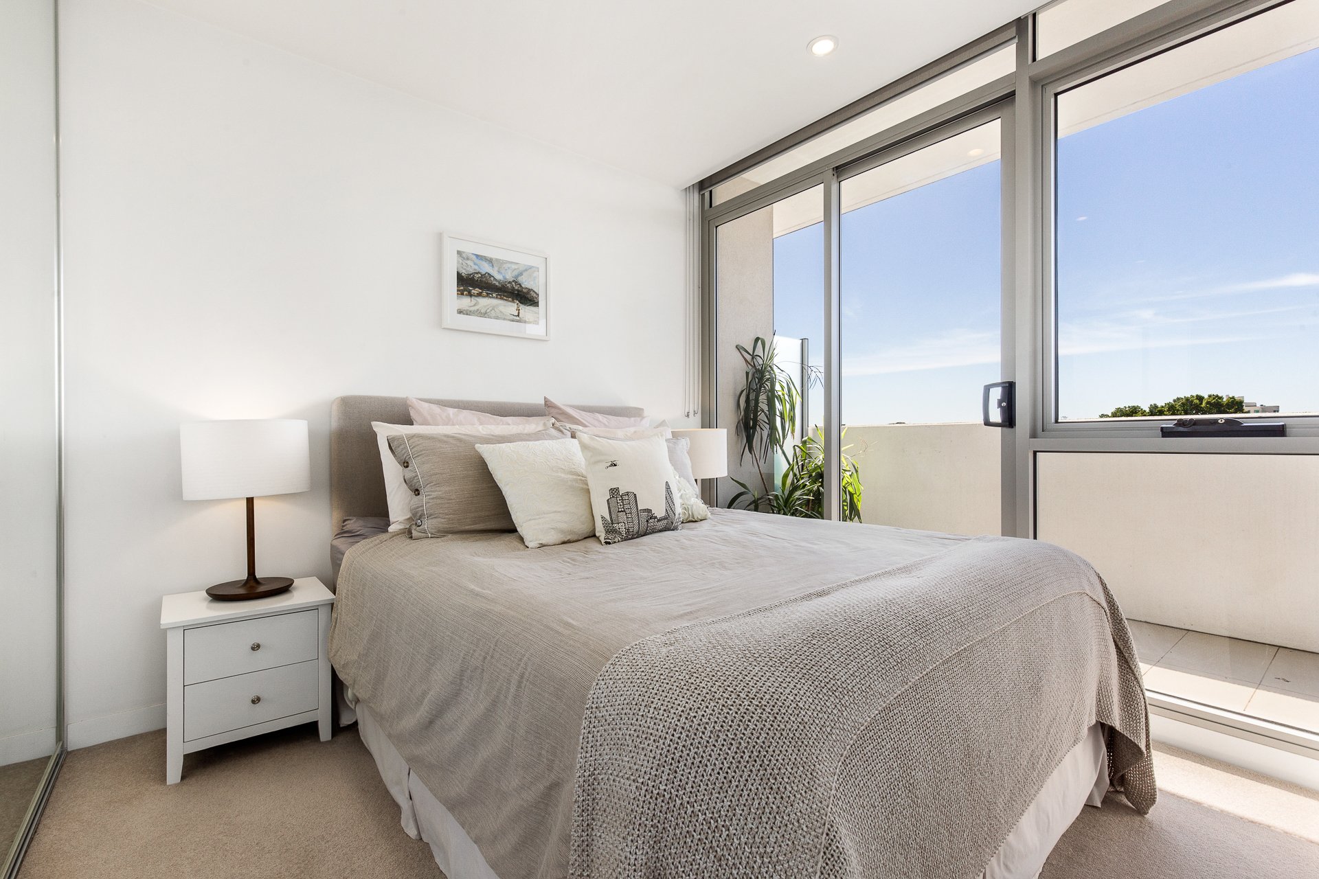402/99 Dow Street, Port Melbourne image 4