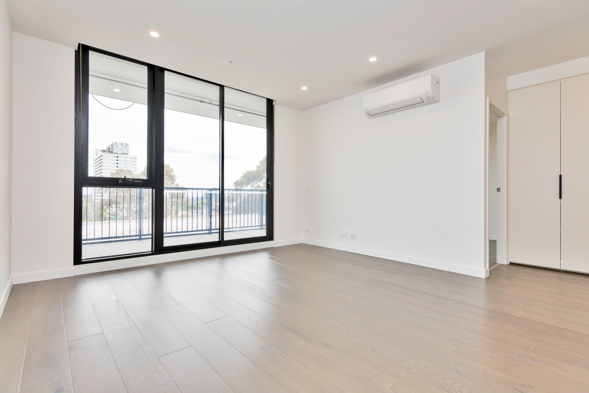 402A/72 Ascot Vale Road, Flemington image 3