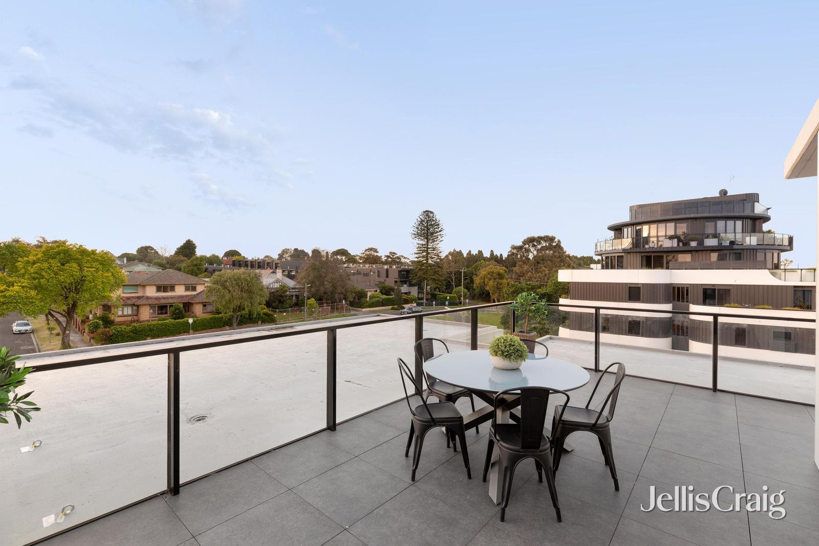 402B/12 Powlett Street, Heidelberg image 8