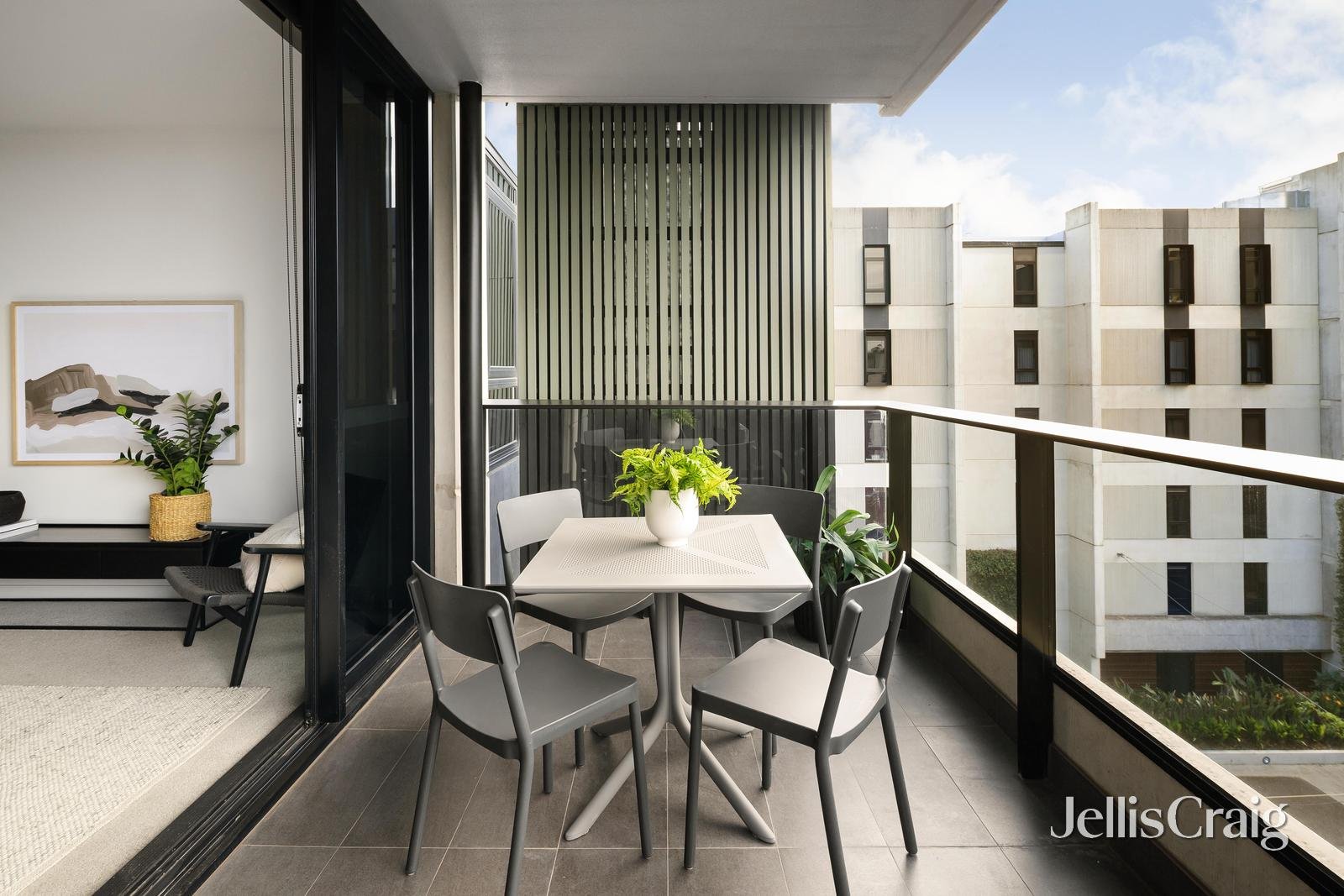 403/1 Studio Walk, Richmond image 3
