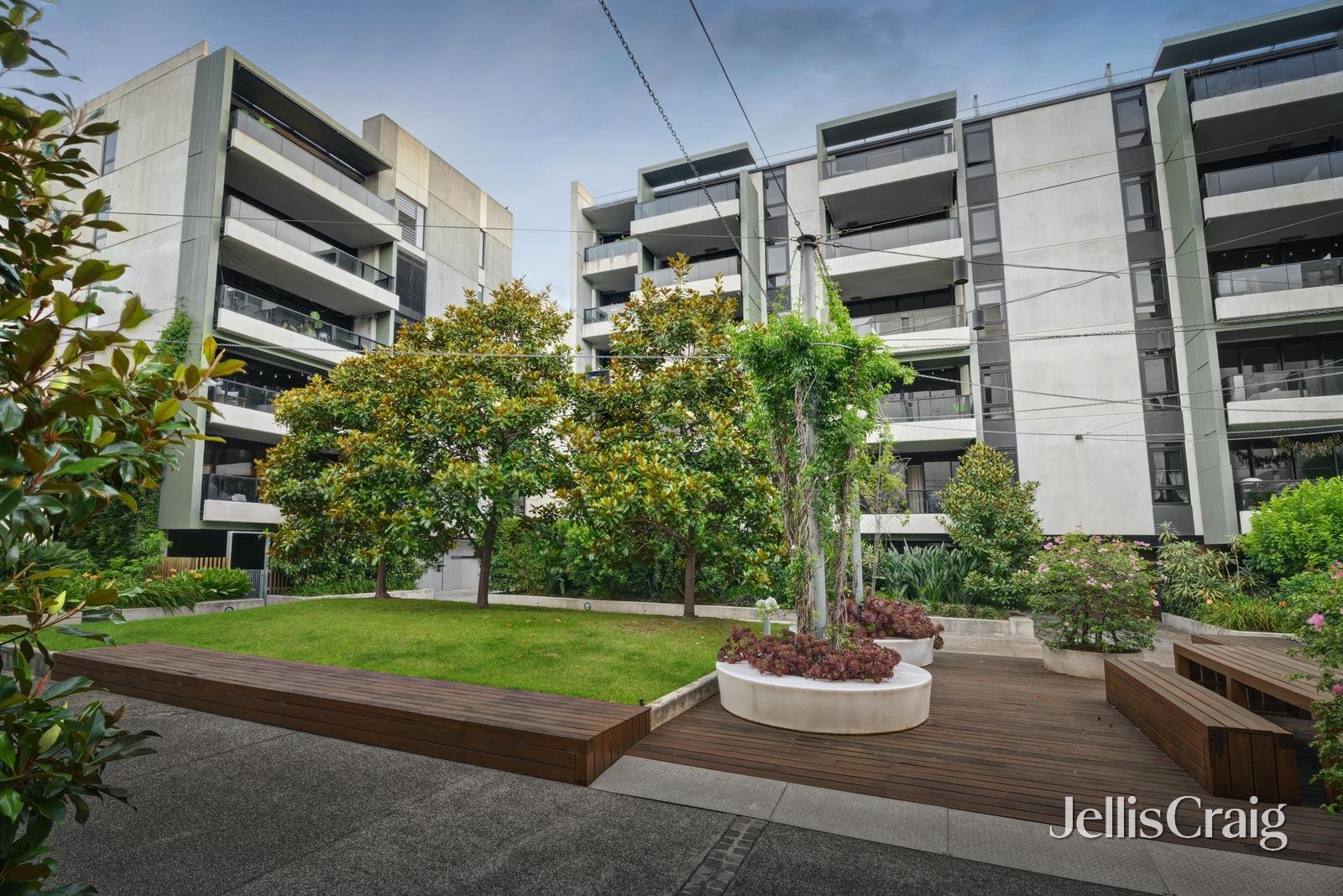 403/1 Studio Walk, Richmond image 12
