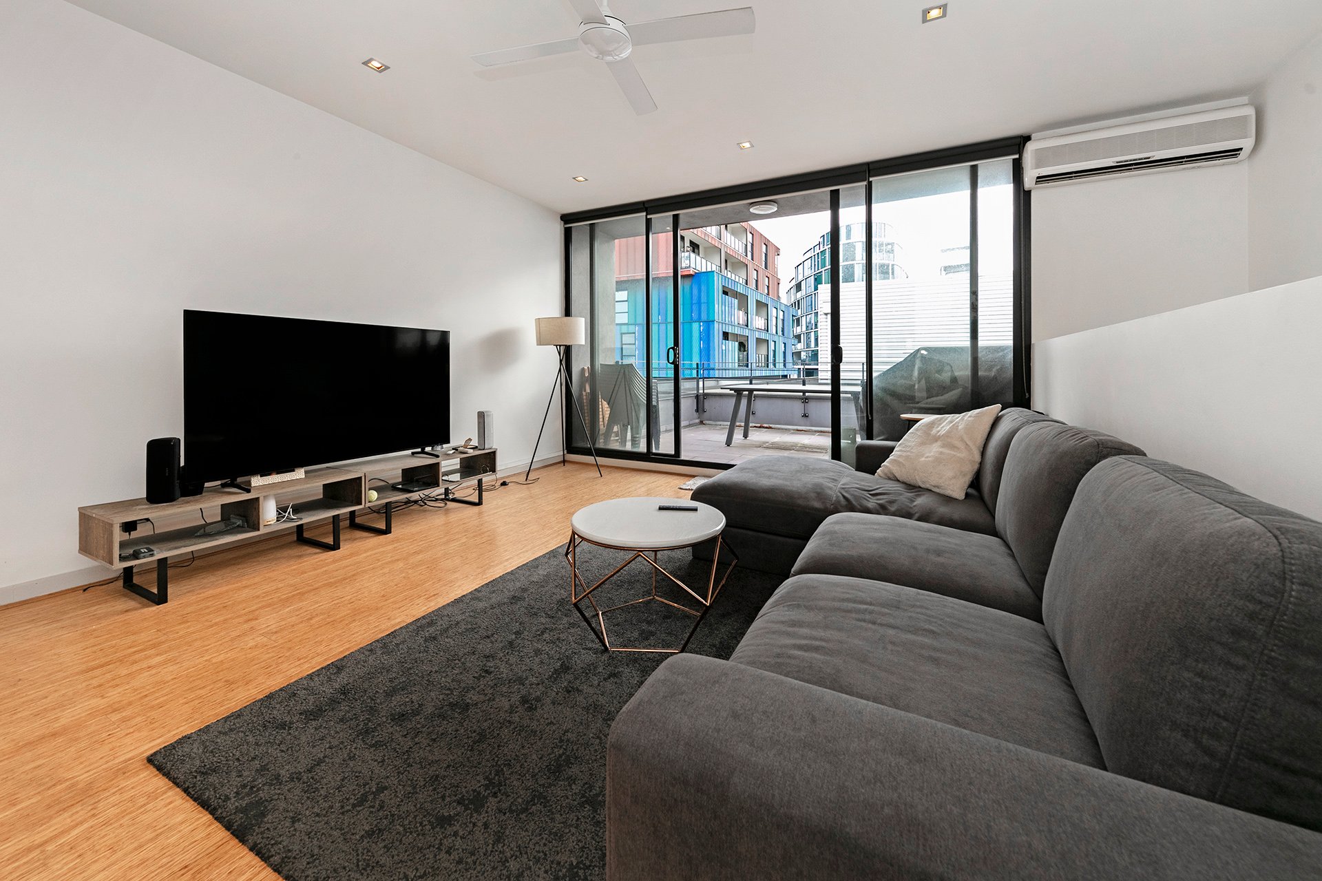 403 / 22-28 St Kilda Rd  St Kilda