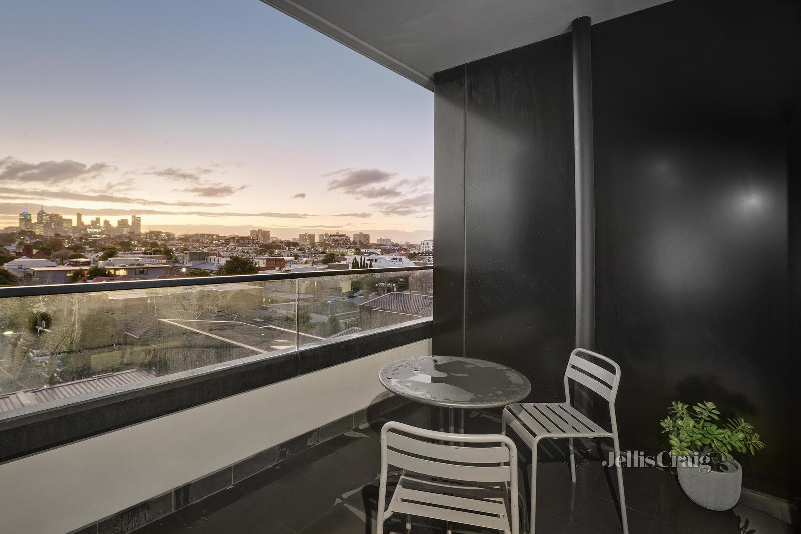 403/3 Kennedy Avenue, Richmond image 6