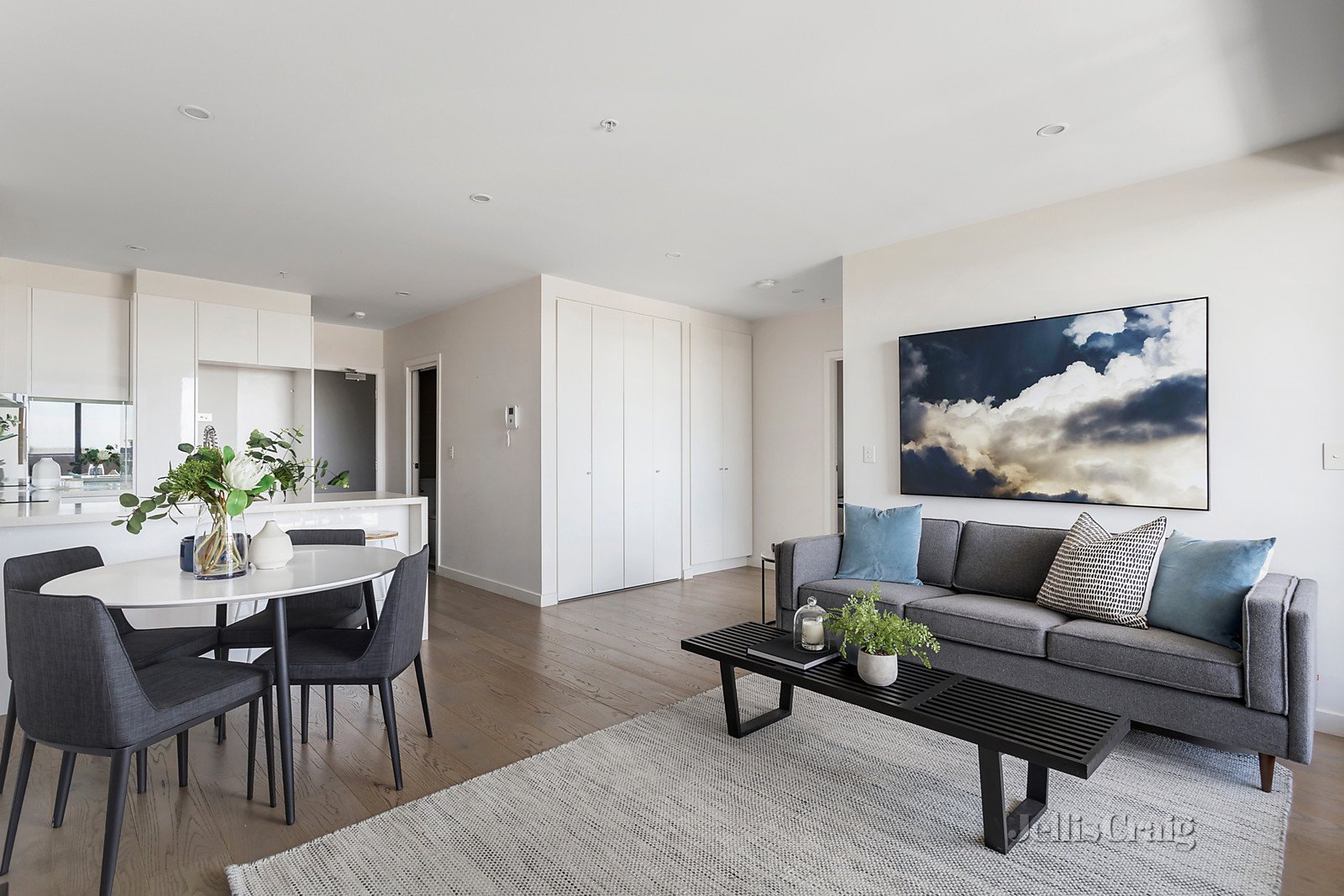 404/10 Hope Street, Brunswick image 2