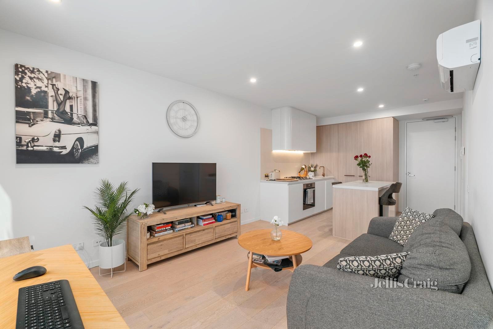 404/23 Osullivan Road, Glen Waverley image 6