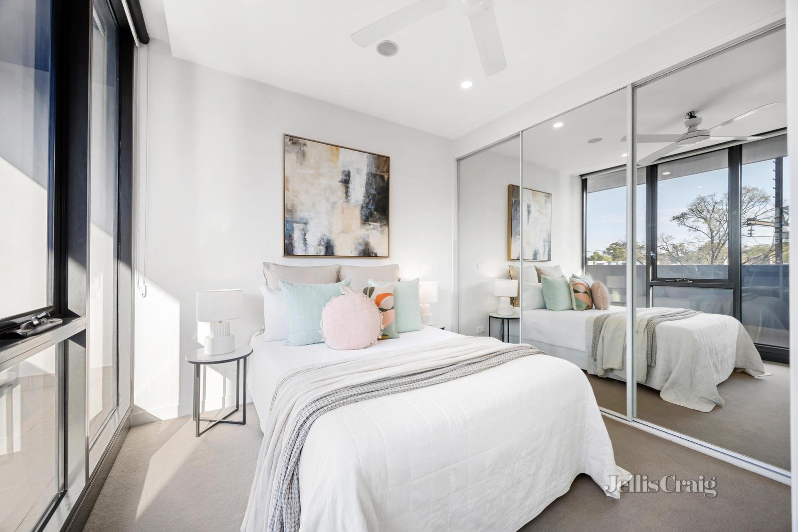 404/25 Lynch Street, Hawthorn image 4