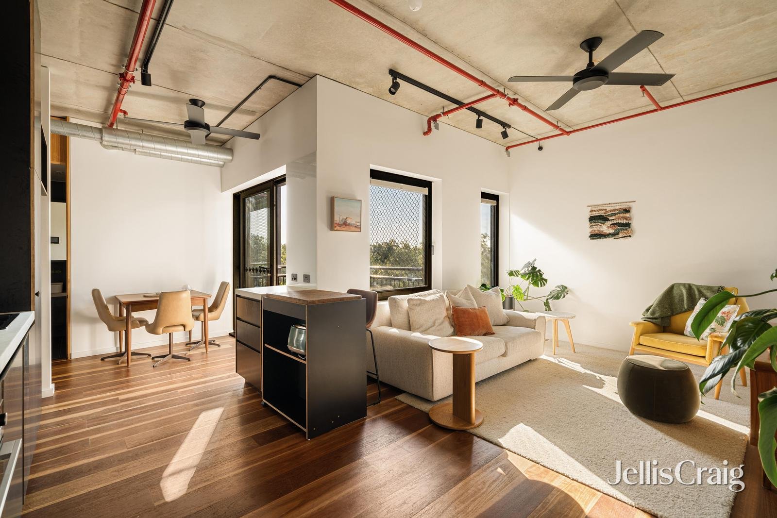 404/30 Railway Place, Fairfield image 1