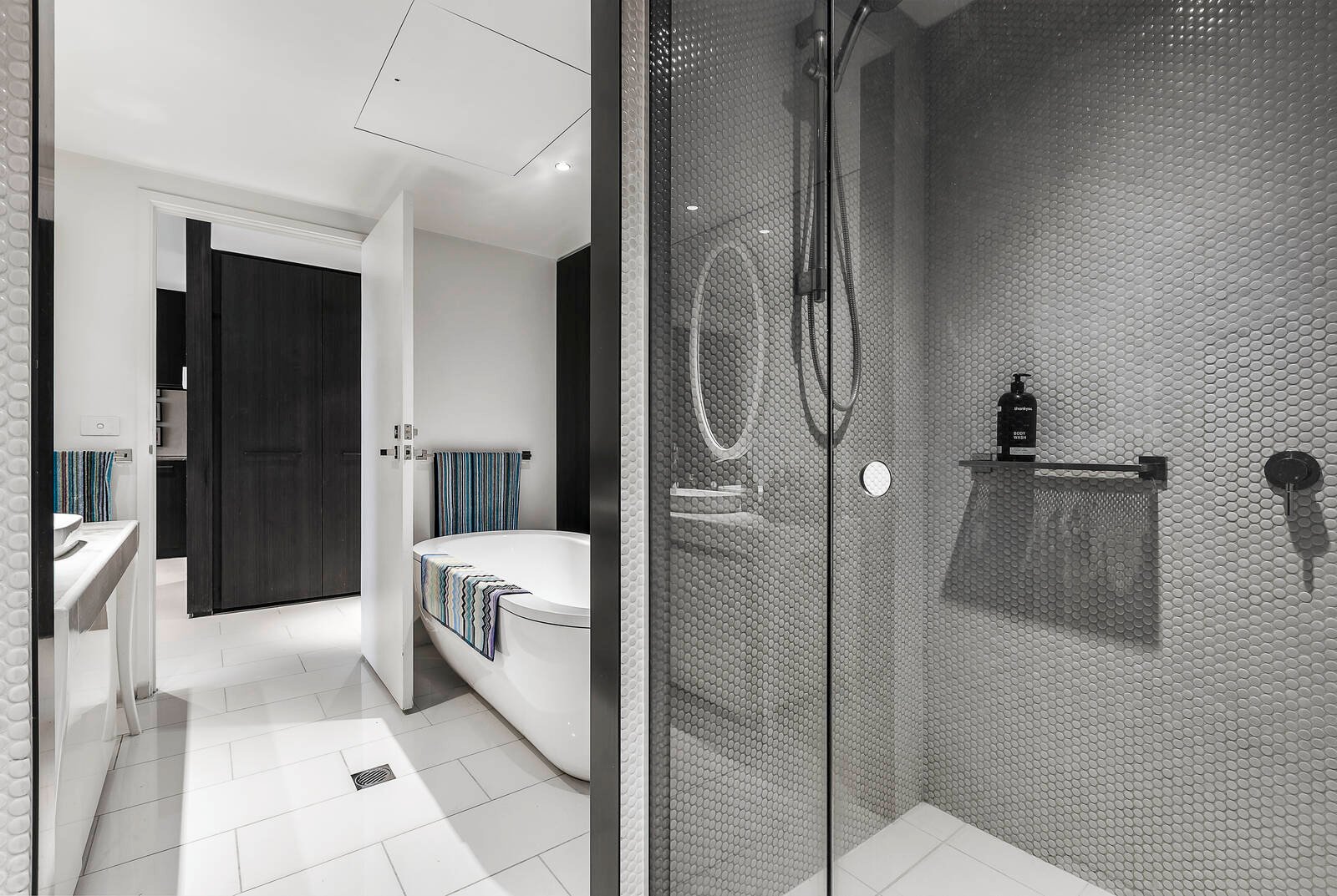 Property Gallery Thumbnail 7