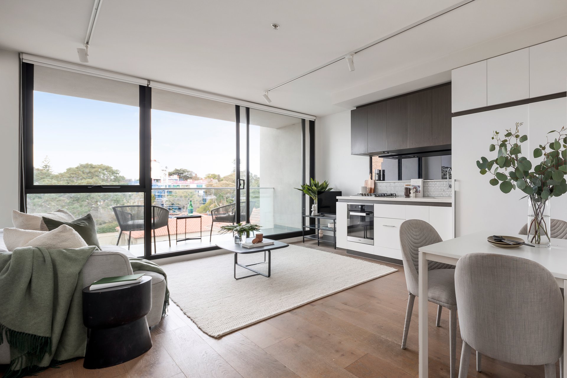 Property Gallery Thumbnail 5