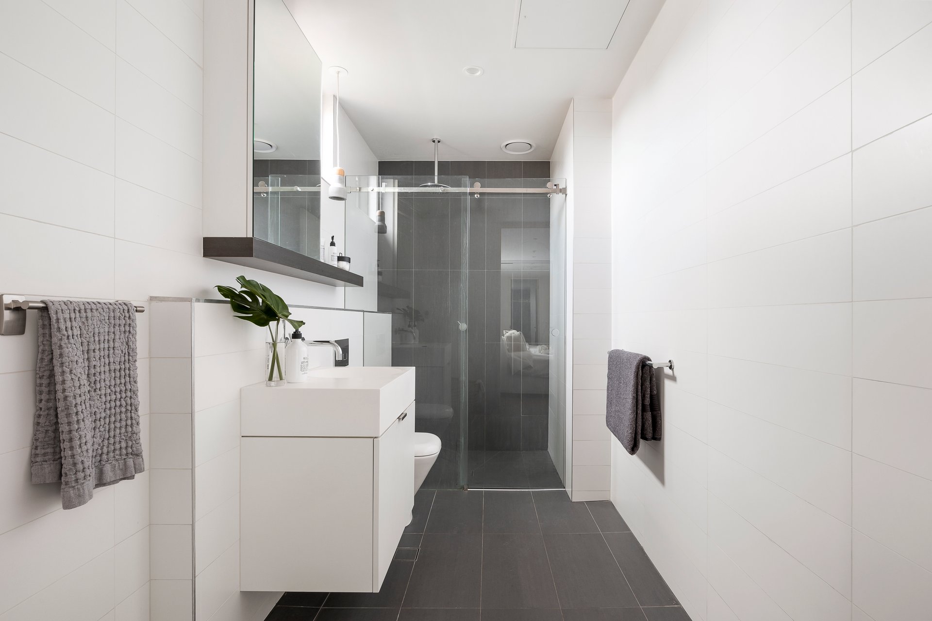 Property Gallery Thumbnail 6