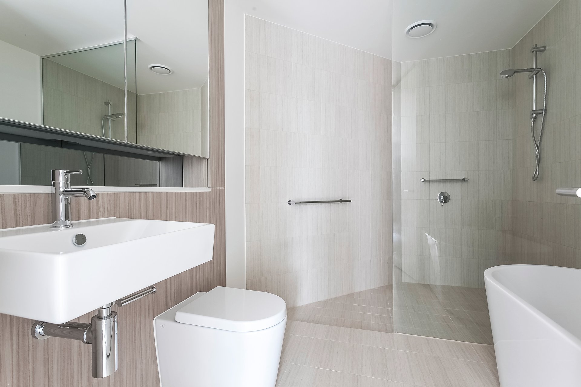 Property Gallery Thumbnail 6
