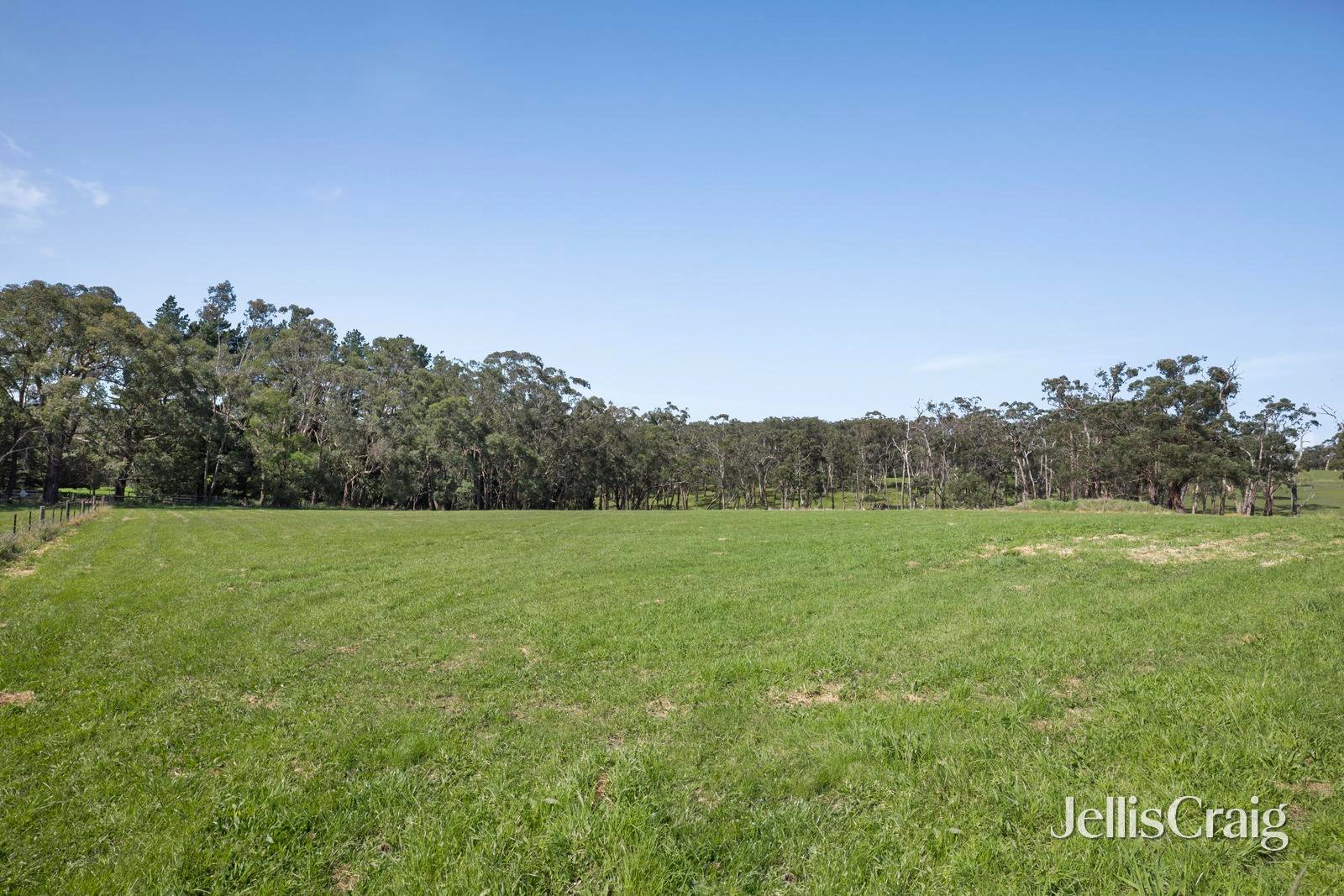405 Douthie Road, Seville&nbsp;East image 21