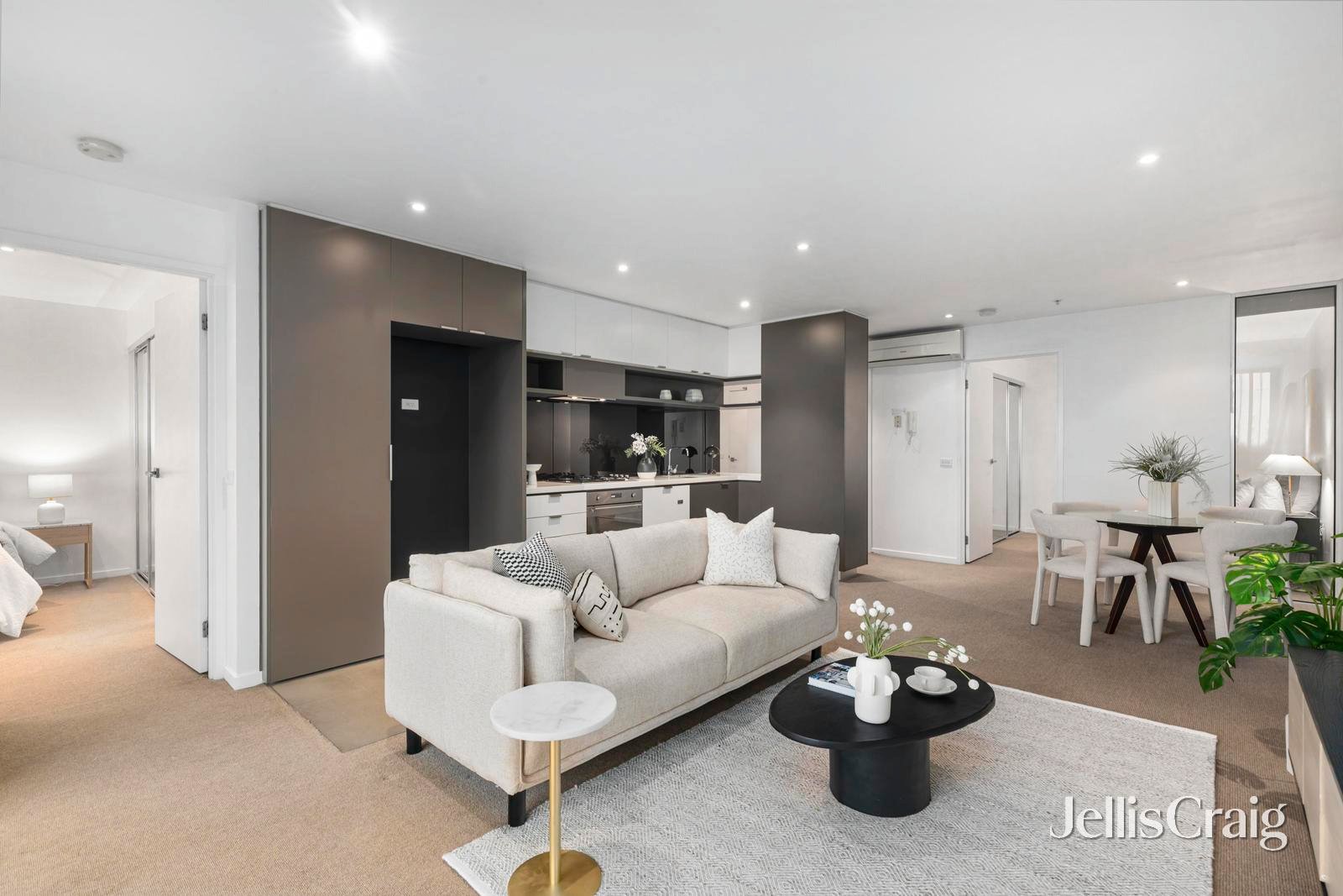 40/523 Burwood Road, Hawthorn image 3