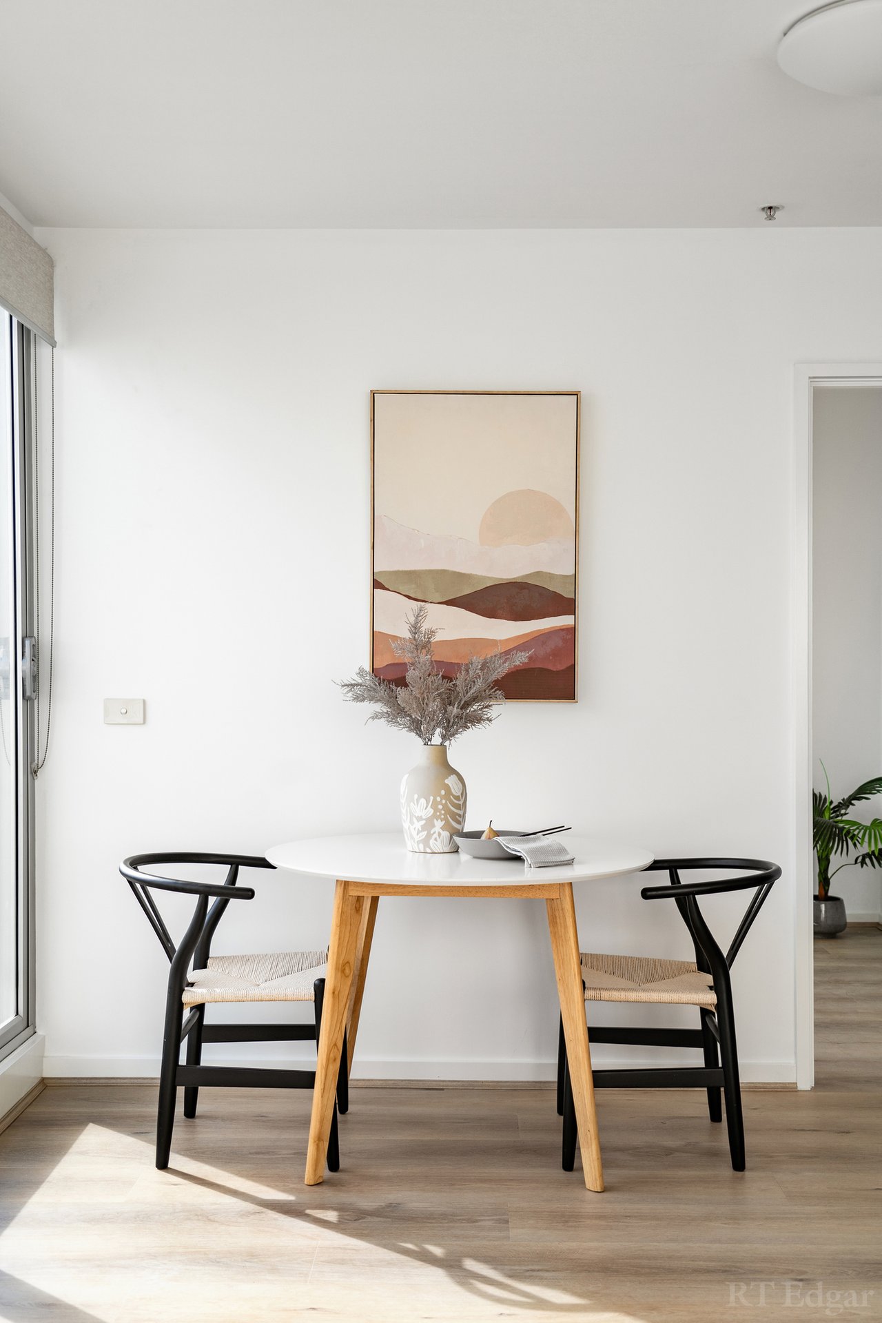 Property Gallery Thumbnail 6