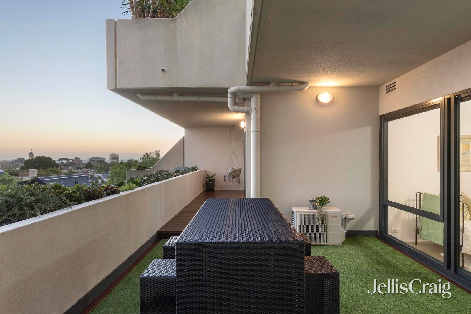 405/5 Alma Road, St&nbsp;Kilda image 8