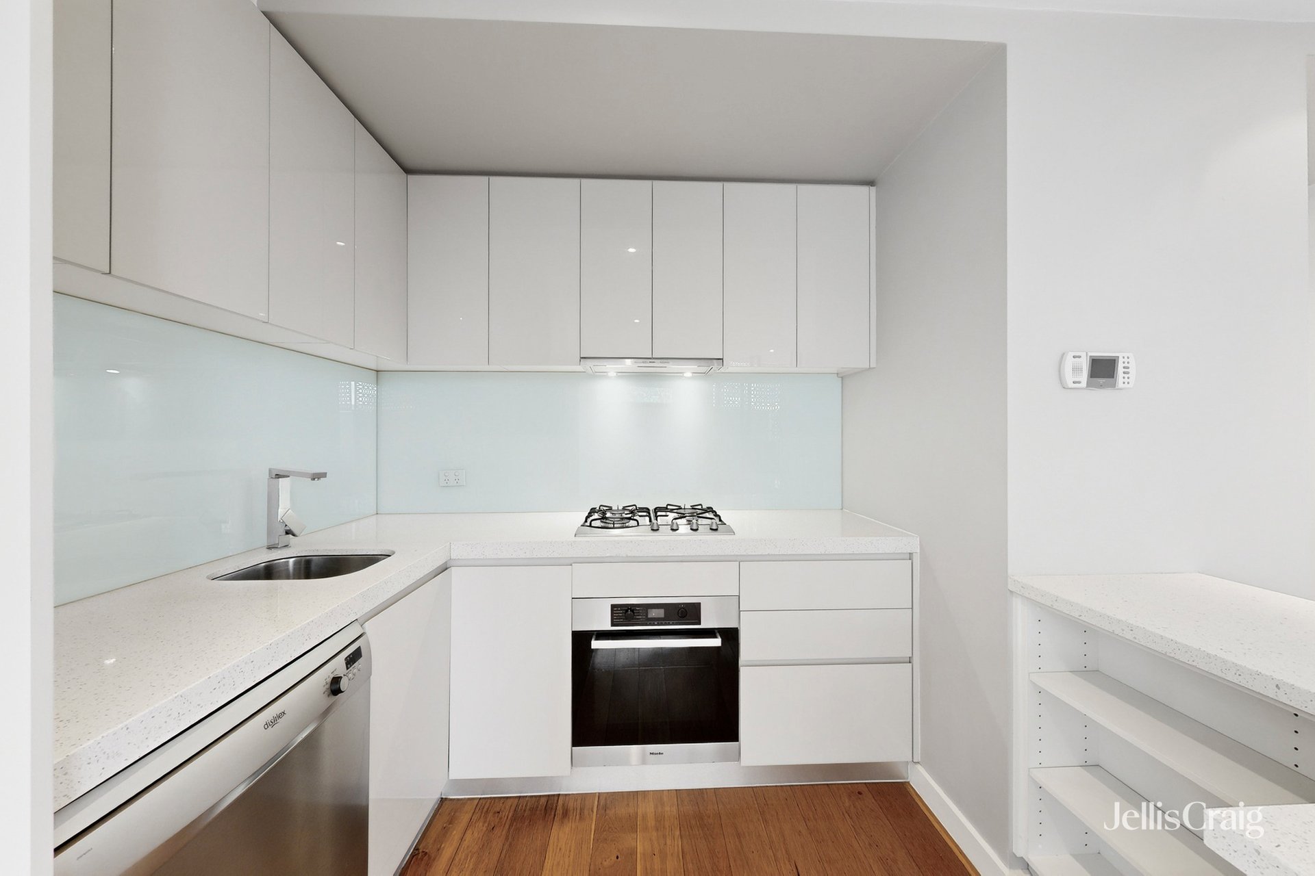 405/77 Nott Street, Port&nbsp;Melbourne image 2