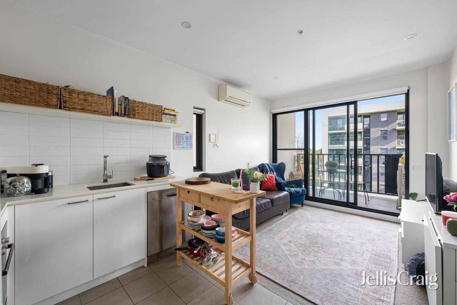 405/8 Olive York Way, Brunswick&nbsp;West image 2