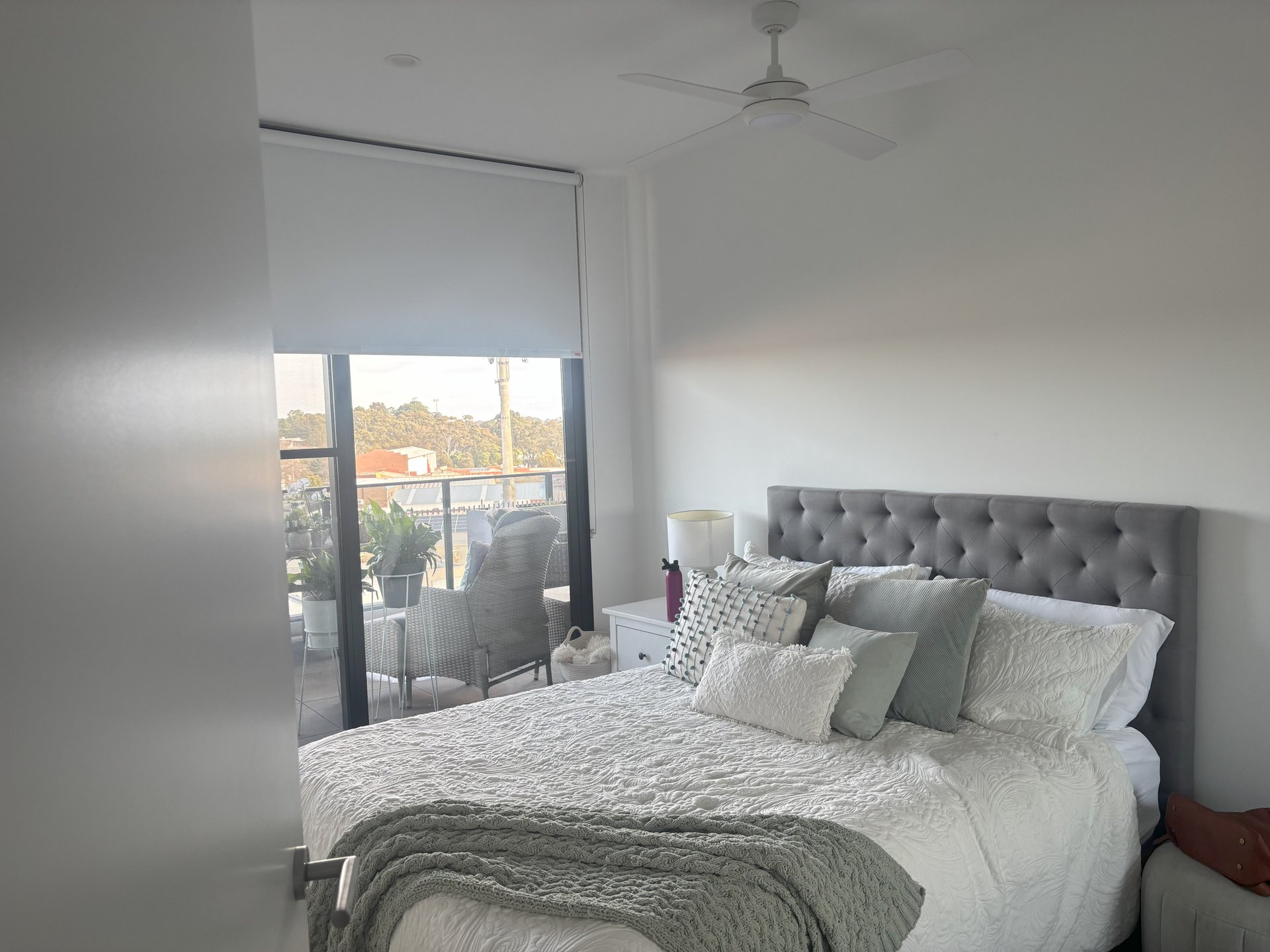 405D/168 Whitehorse Road, Blackburn image 3