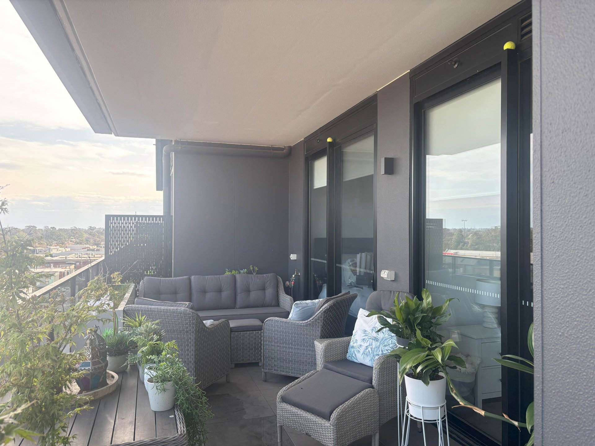 405D/168 Whitehorse Road, Blackburn image 9