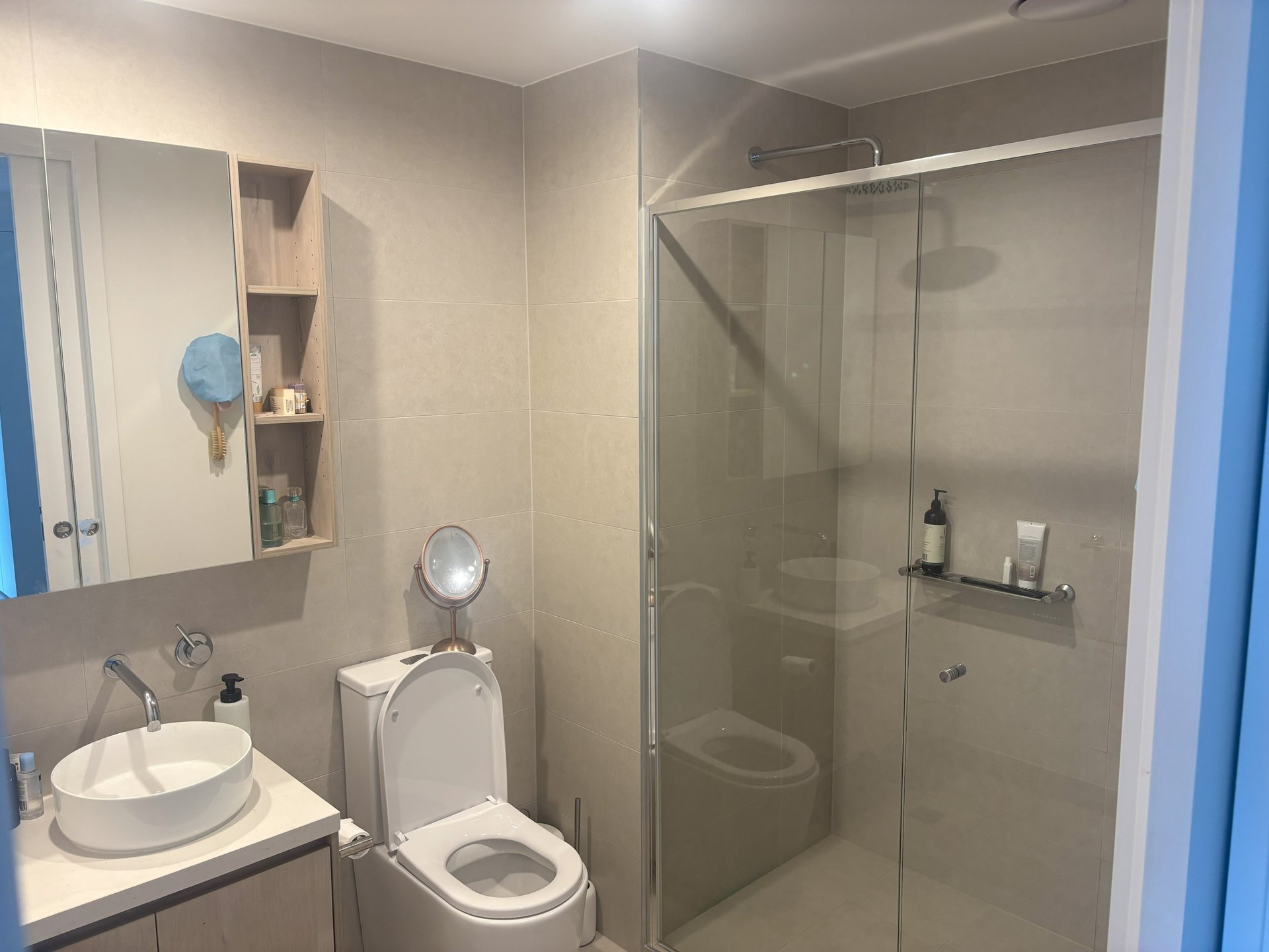 405D/168 Whitehorse Road, Blackburn image 5