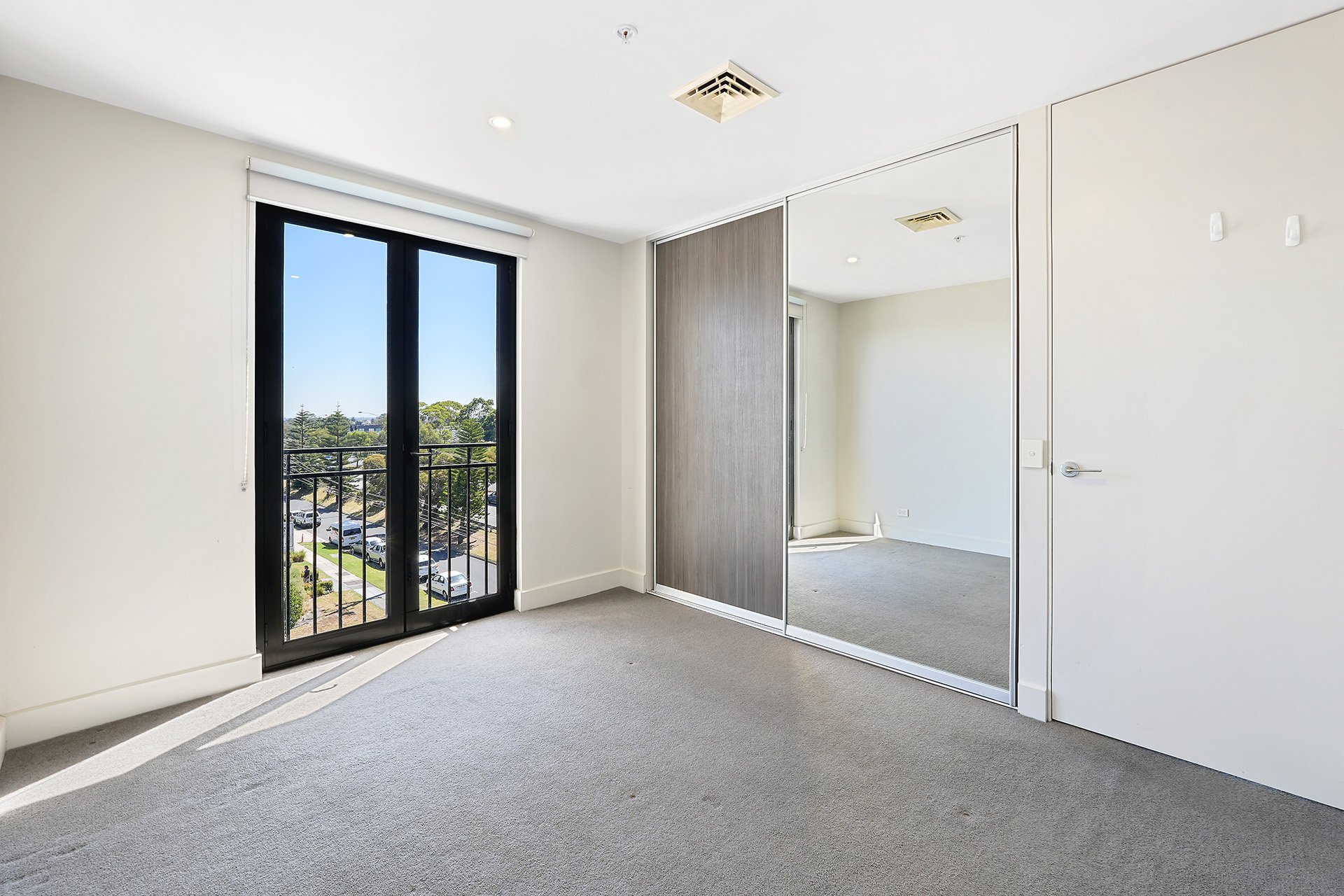 406/1146 Nepean Highway, Highett image 4