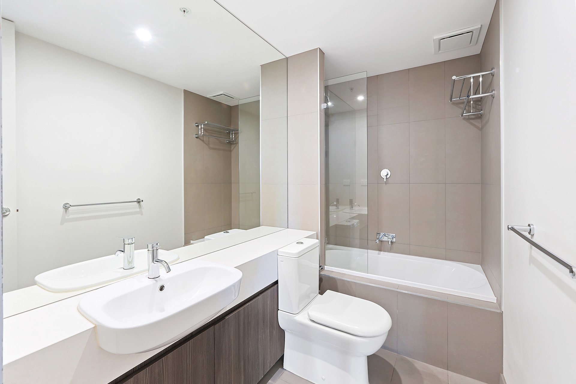 406/1146 Nepean Highway, Highett image 7