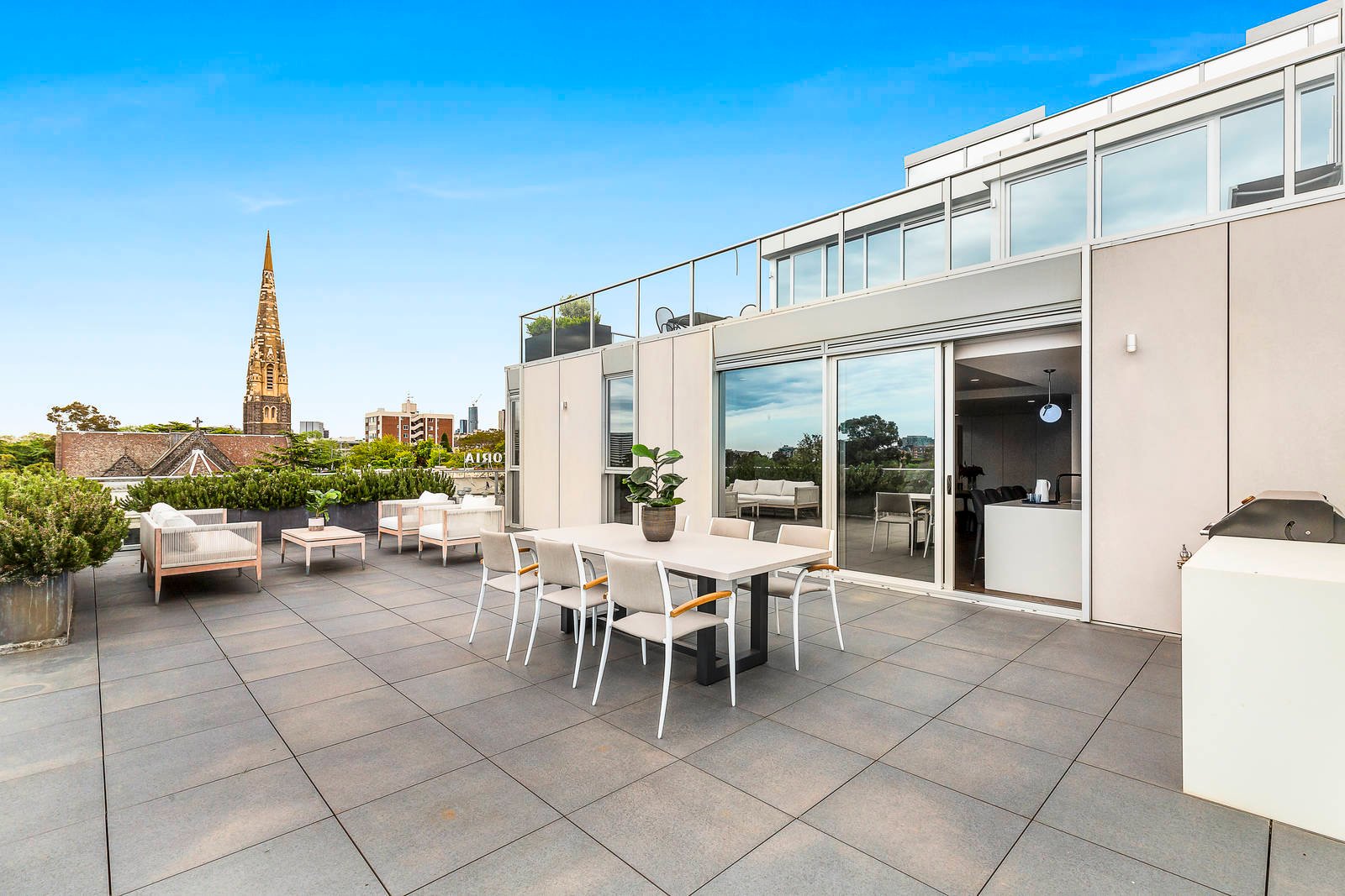 Property Gallery Thumbnail 2