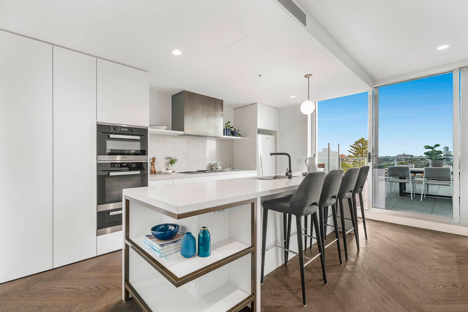 Property Gallery Thumbnail 7