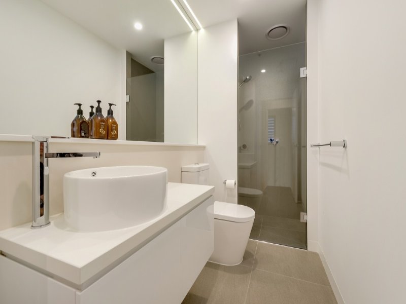 406/5 Sovereign Point Court, Doncaster image 6