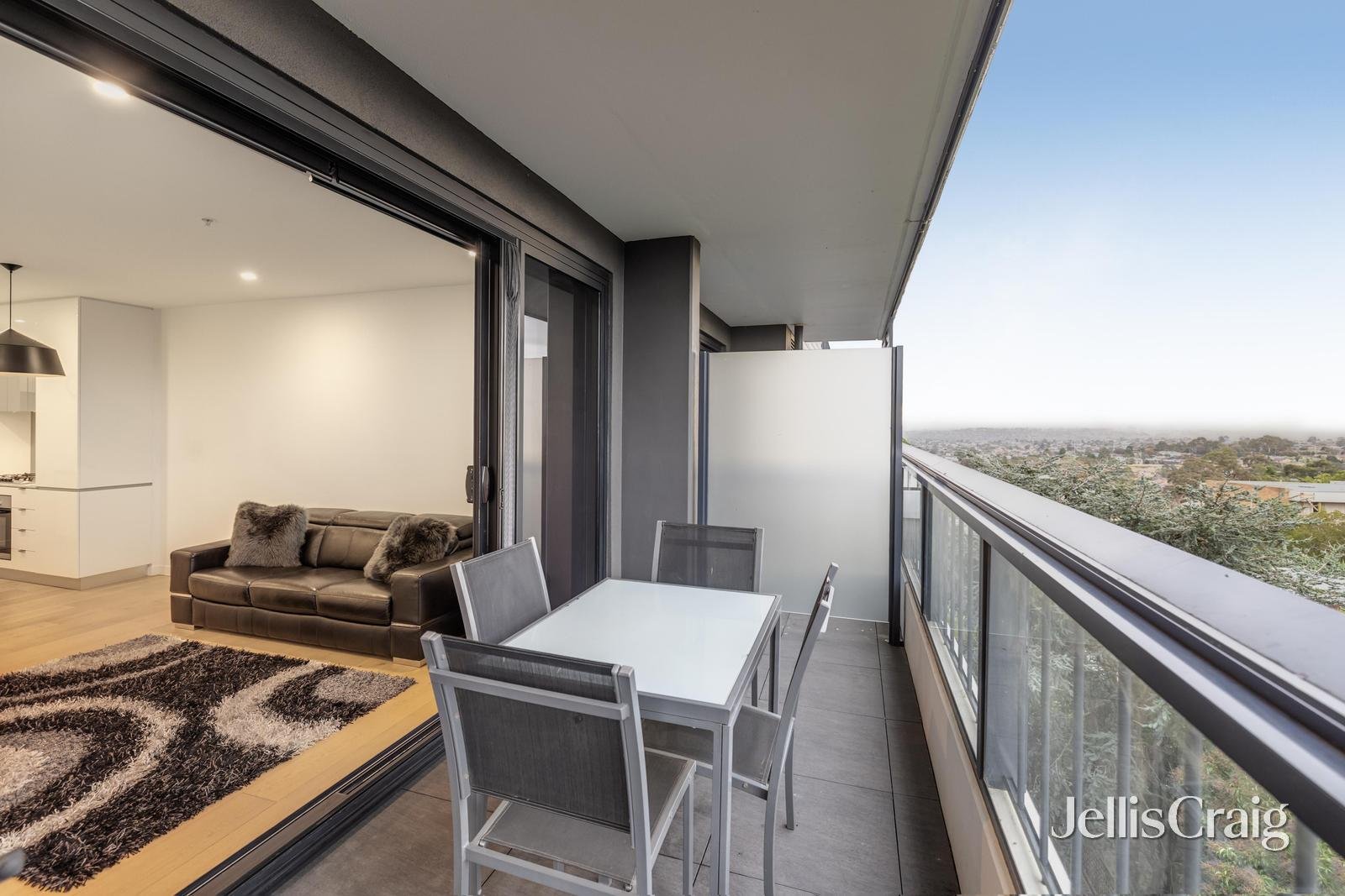 406/5 Sovereign Point Court, Doncaster image 10