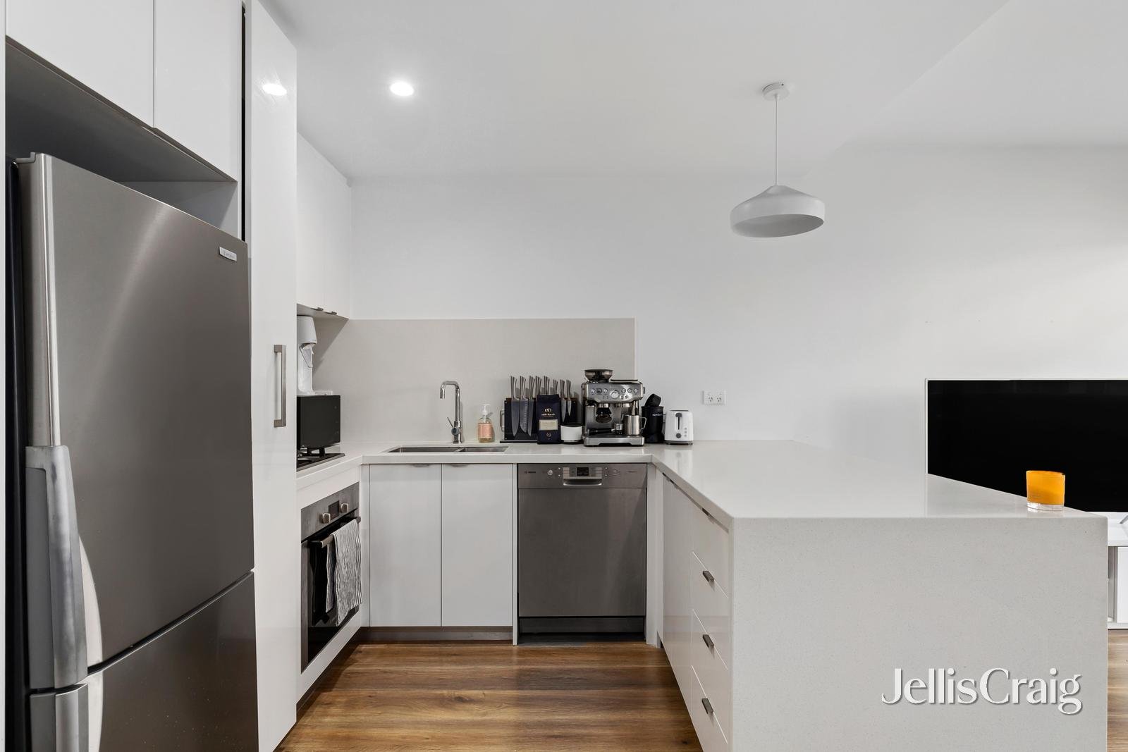 406/70 Batesford Road, Chadstone image 3