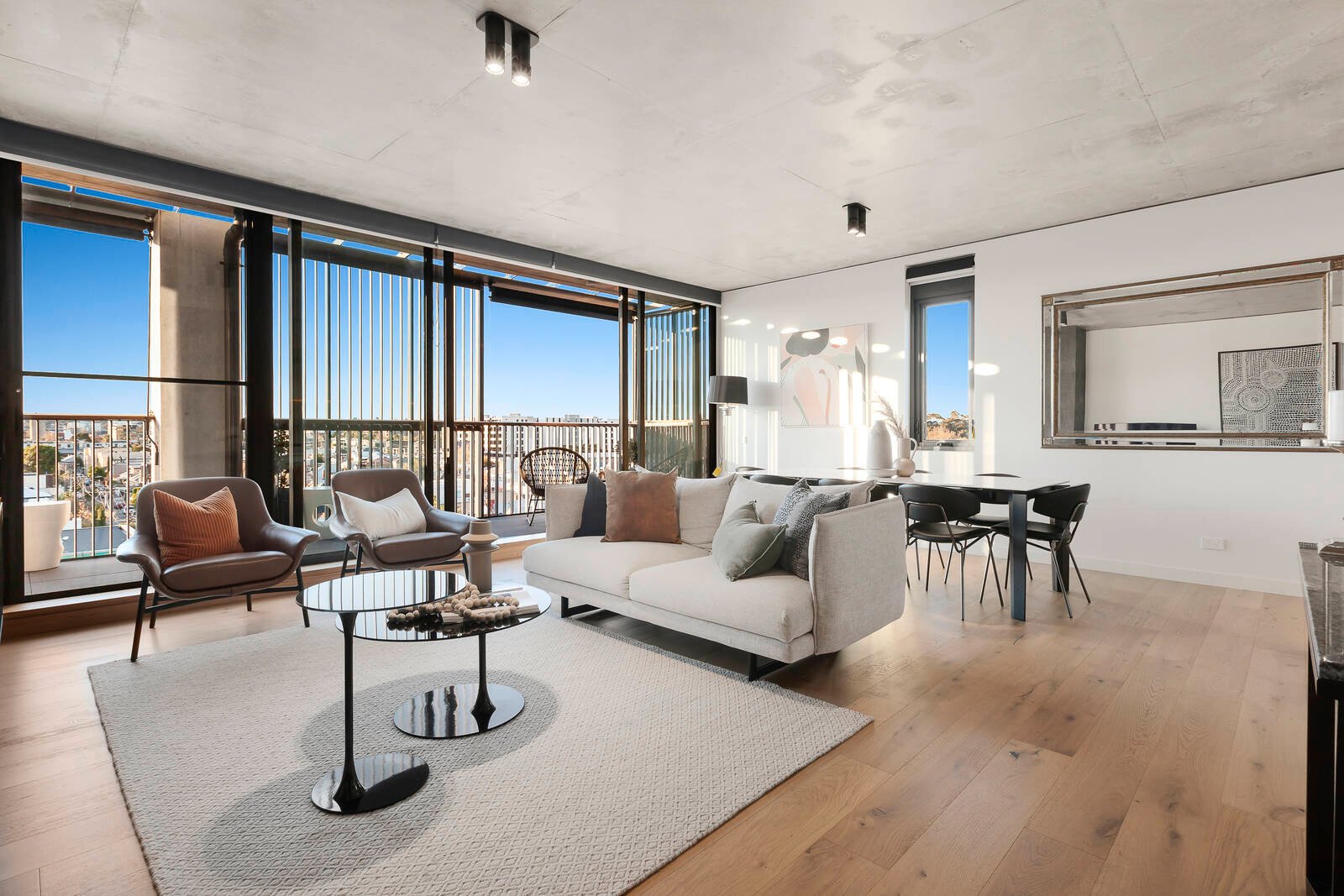 Property Gallery Thumbnail 5