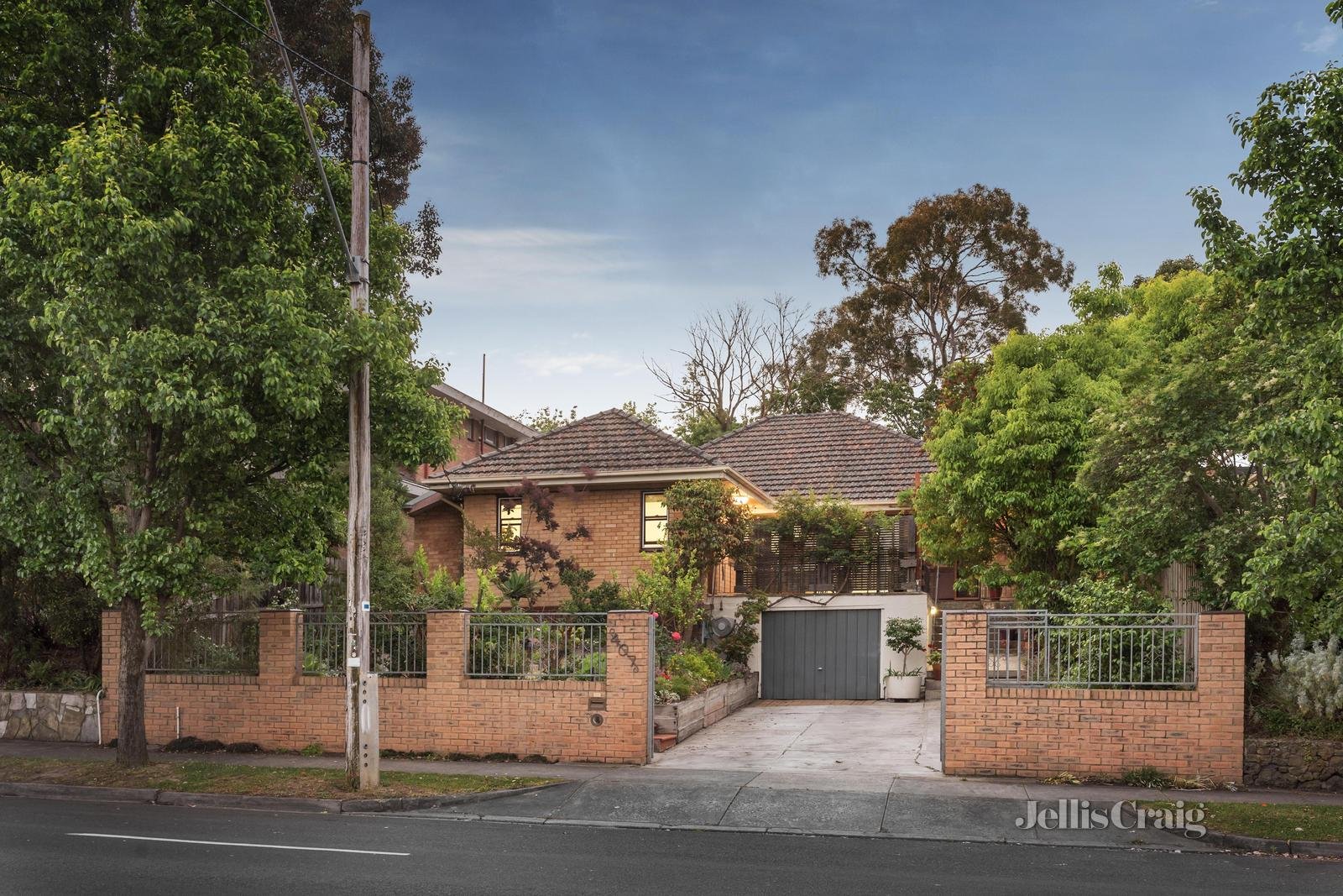 407 Belmore Road, Balwyn image 2